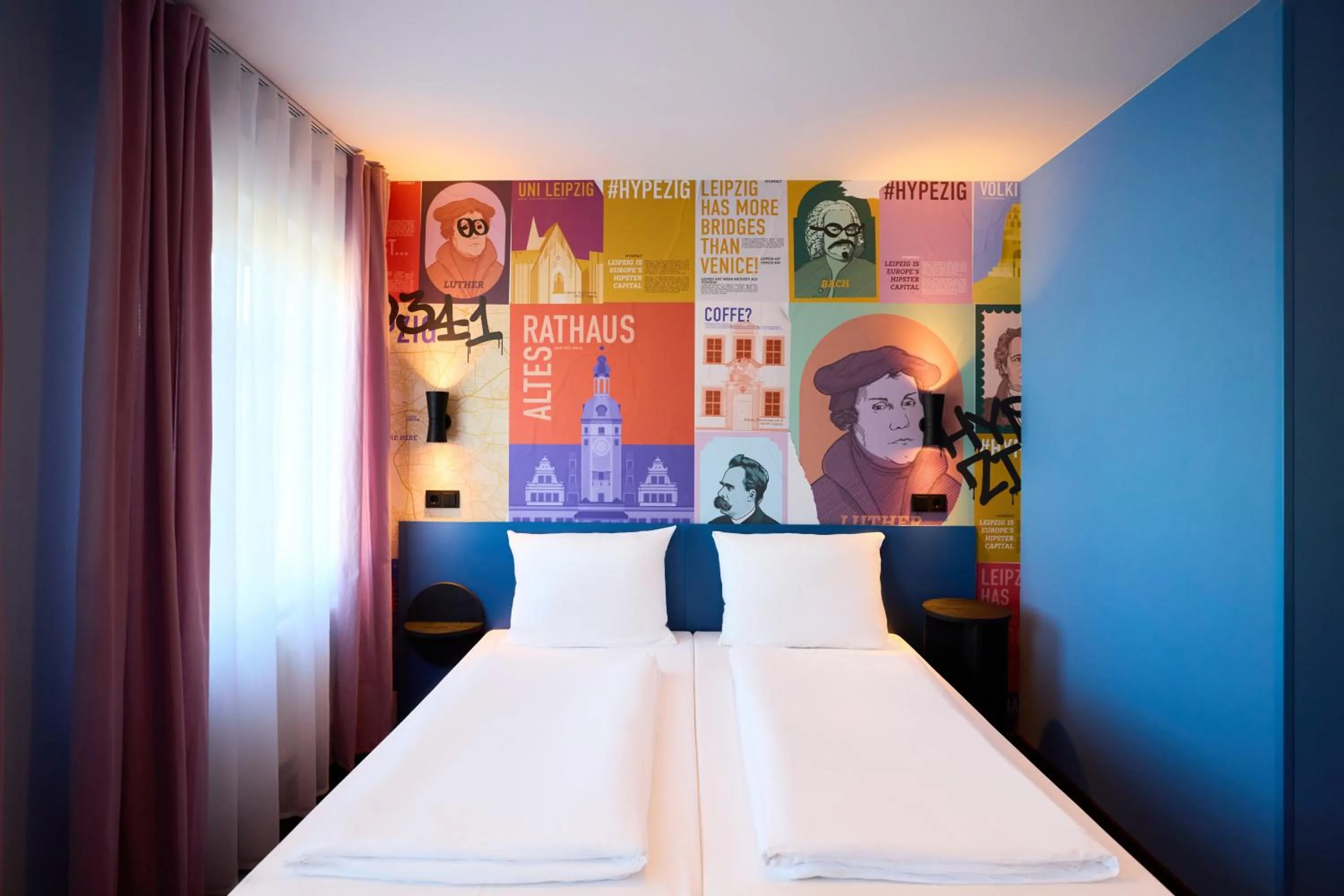 Photo of the whole room, Bed in McDreams Hotel Leipzig
