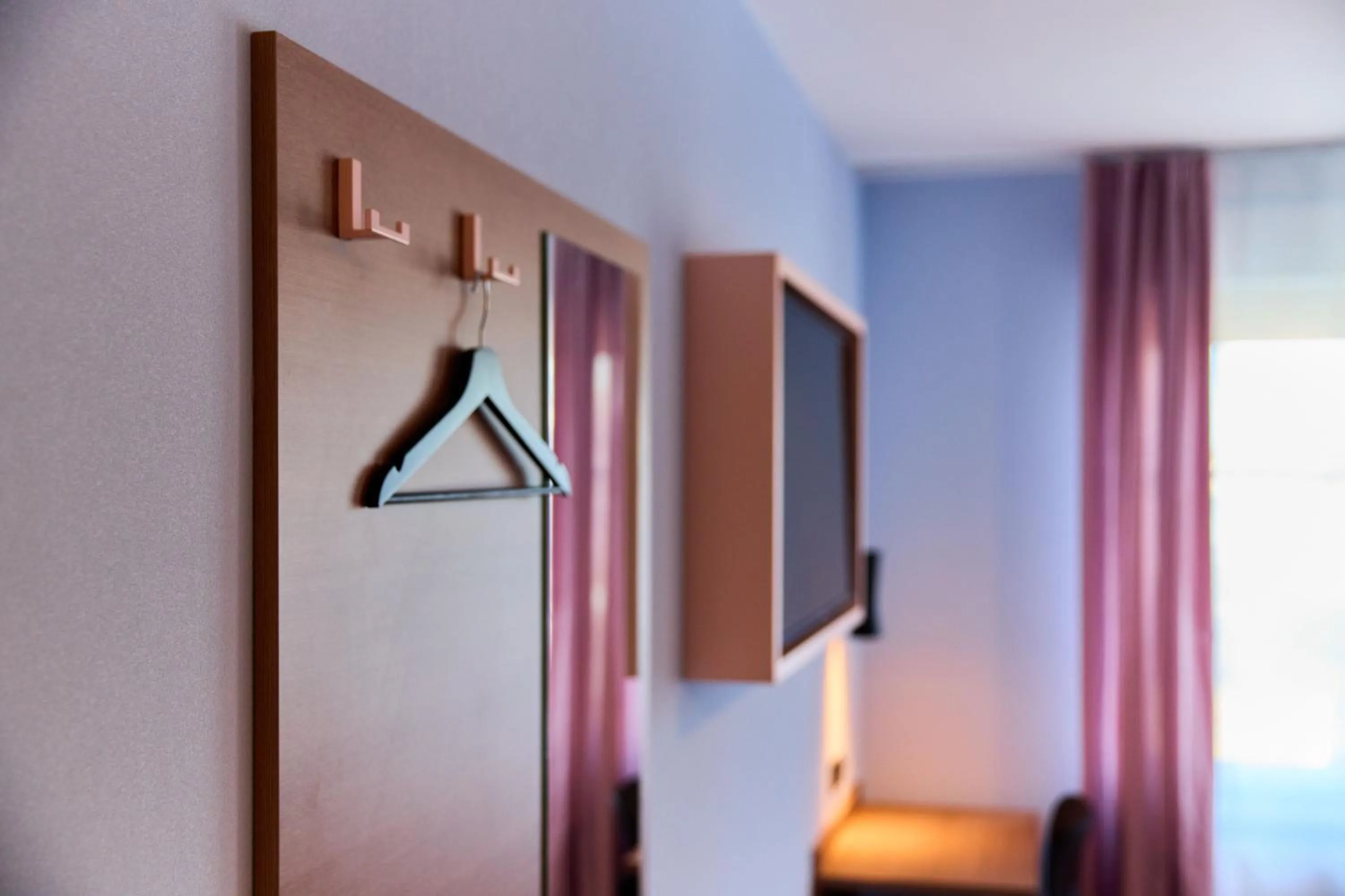 TV and multimedia in McDreams Hotel Leipzig