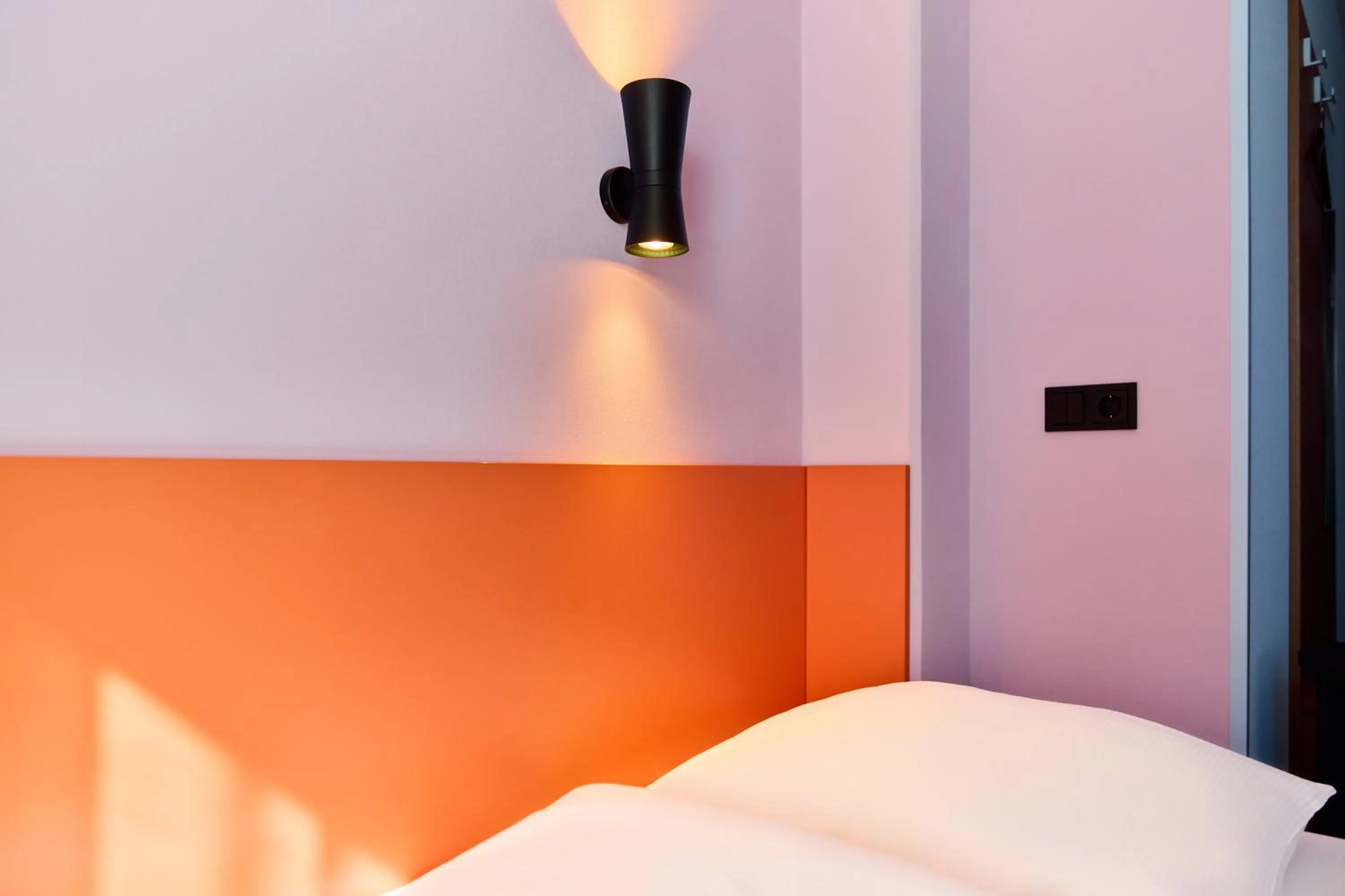 Bed in McDreams Hotel Leipzig