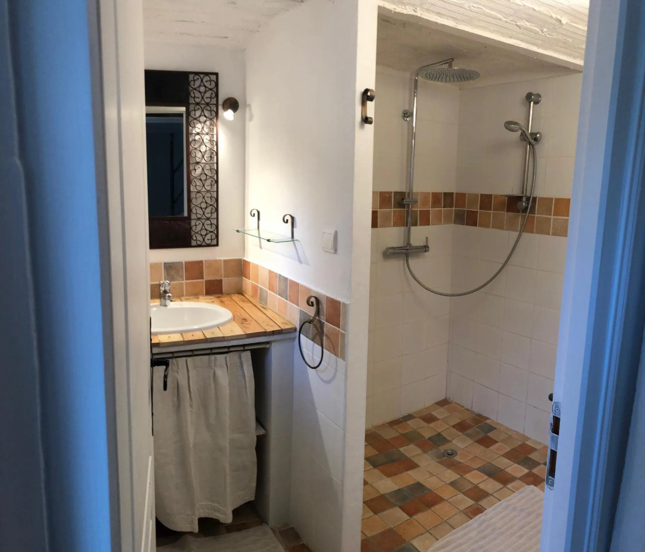 Shower in Chambre d'hôtes LOU PATACLET