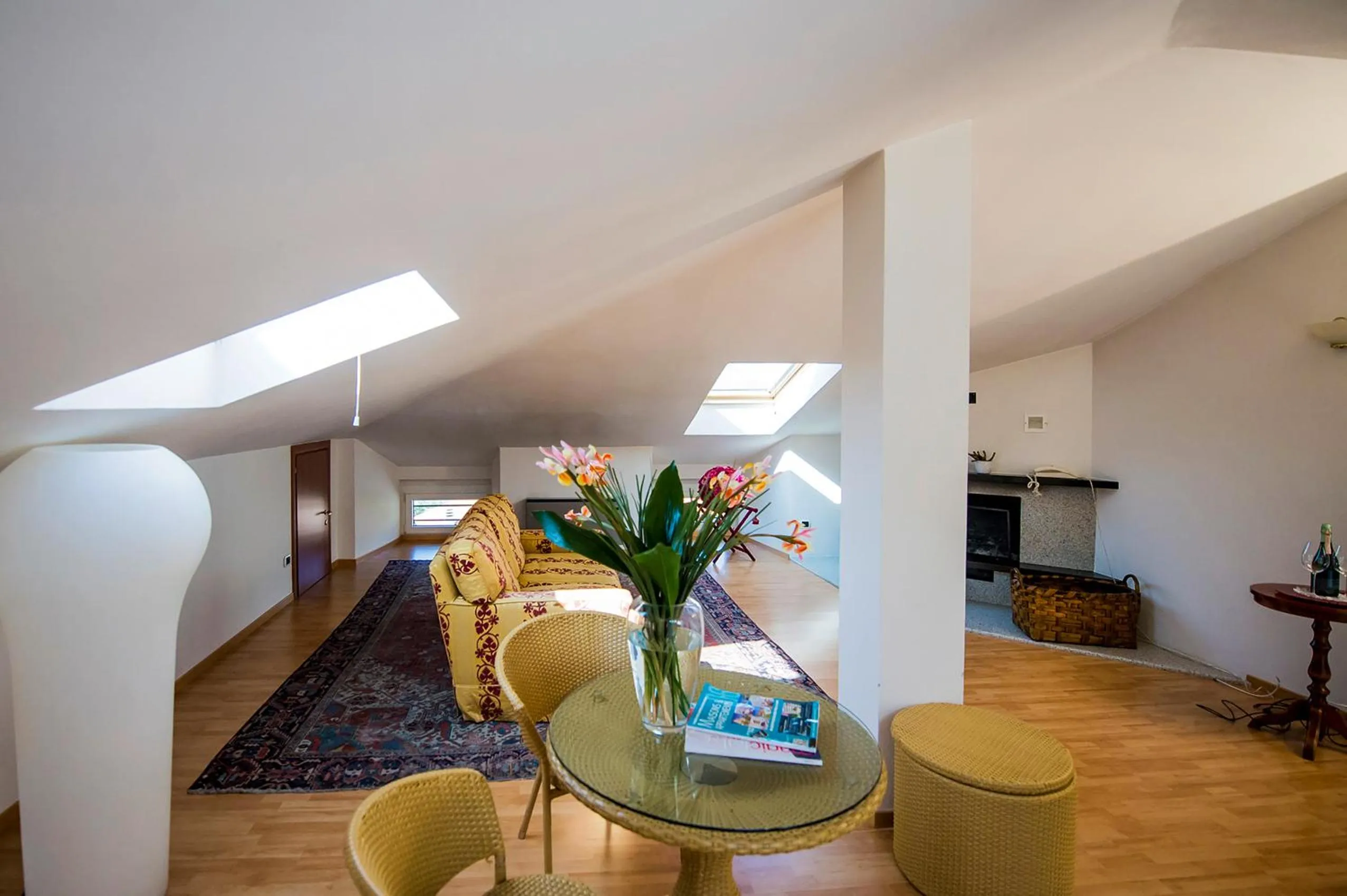 Photo of the whole room in Hotel San Gerolamo