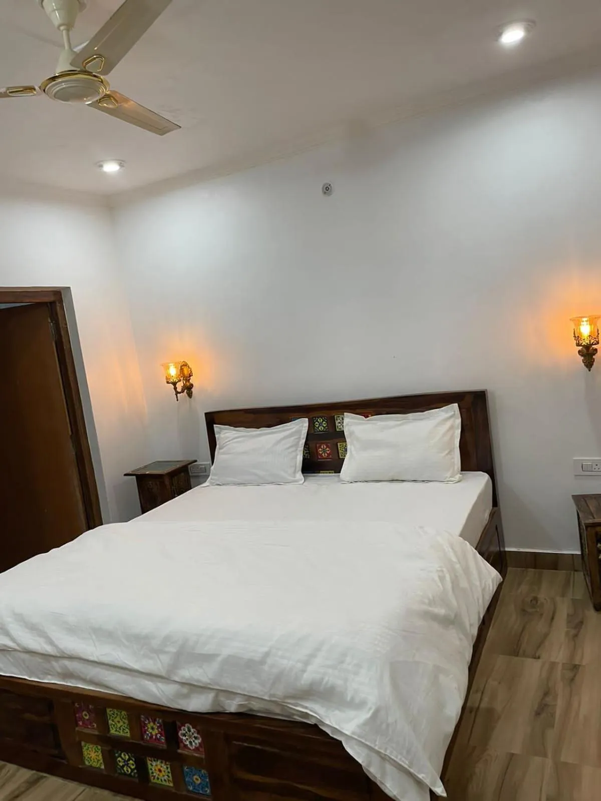 Bed in Mrig Valley Resort, Homestay & Banquet