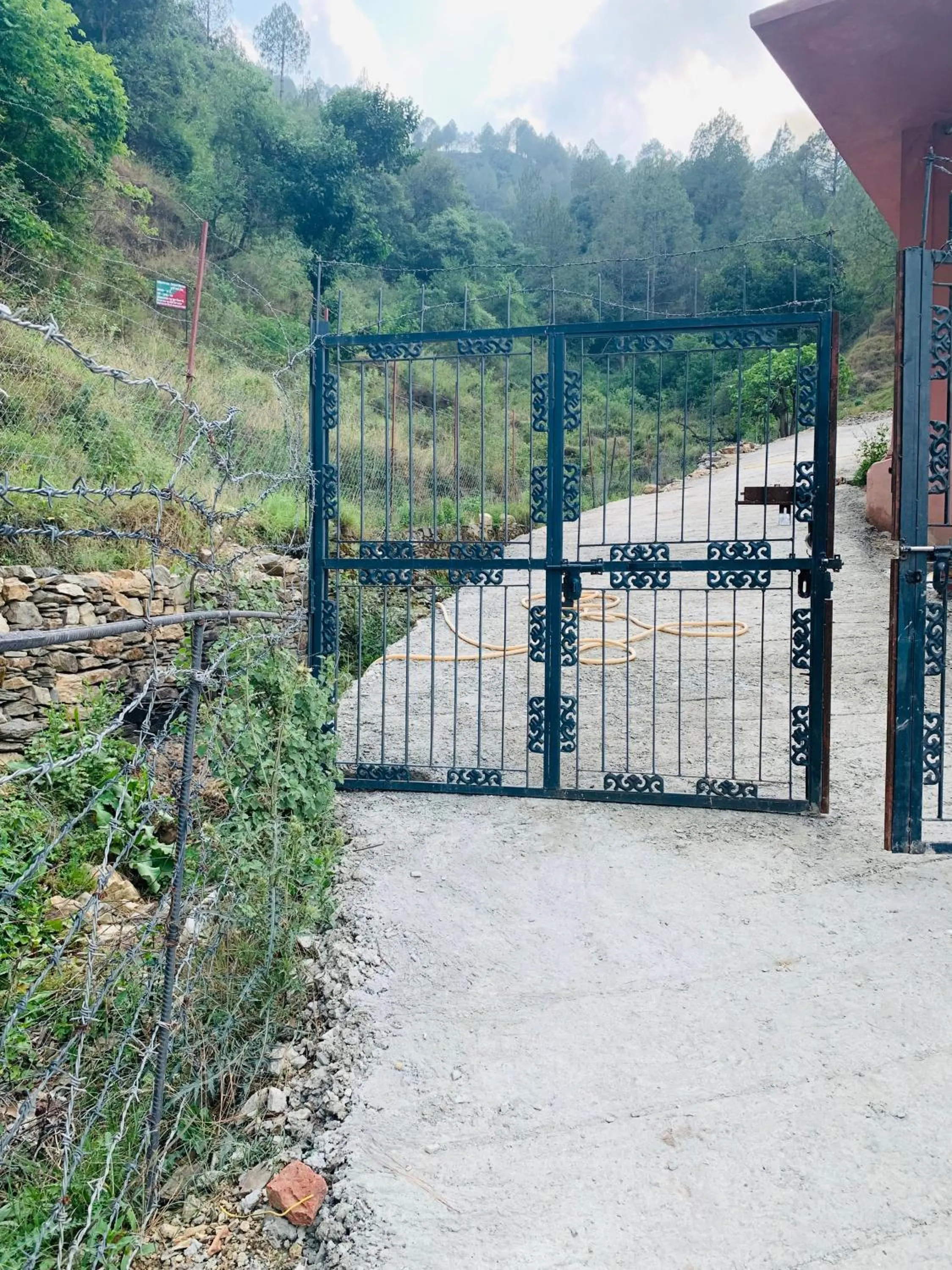 Mrig Valley Resort, Homestay & Banquet