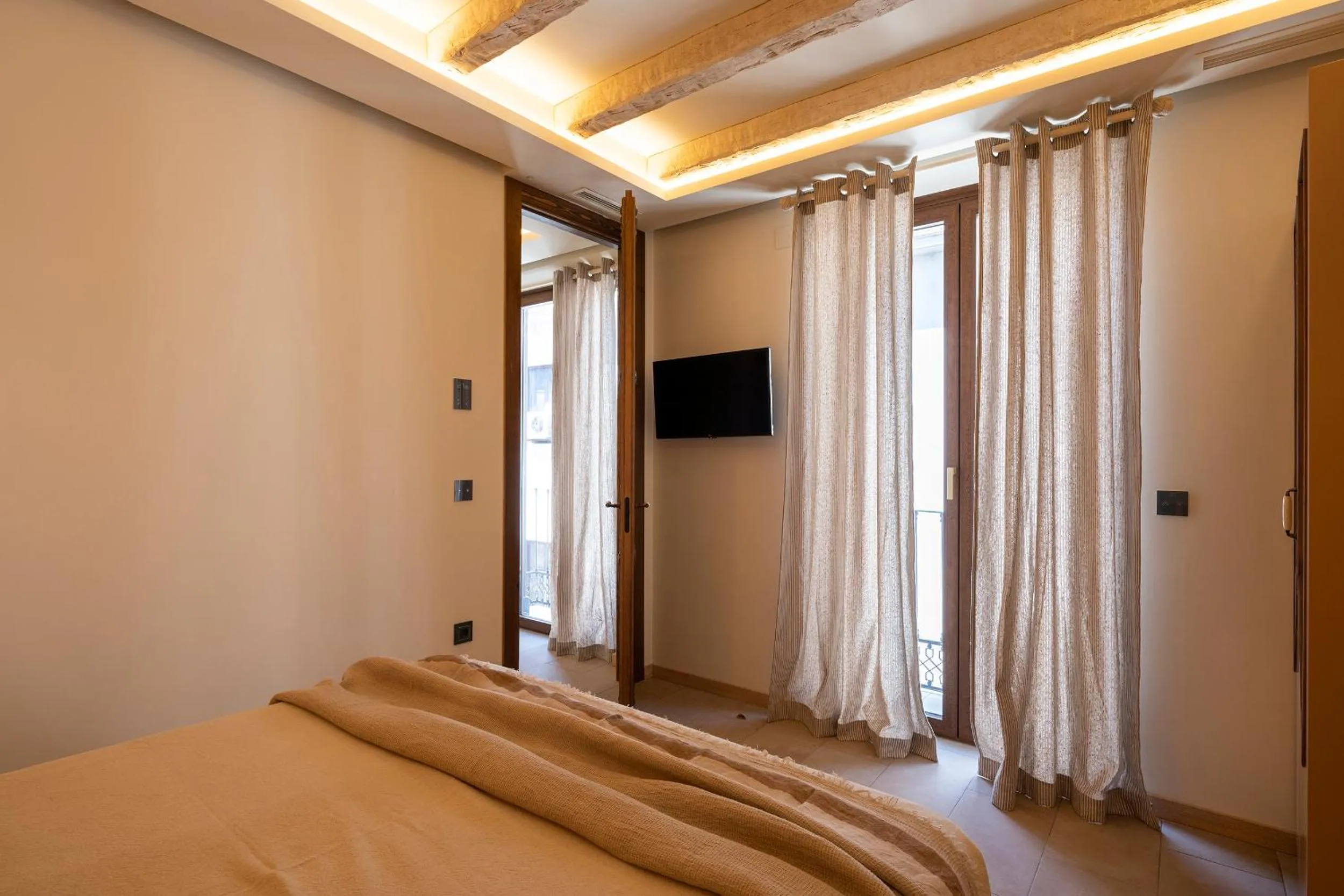 Bedroom, Bed in Palatina Concept Suites