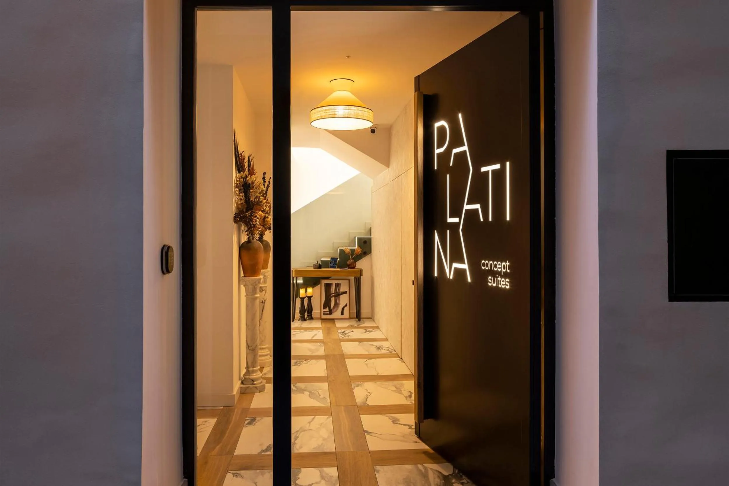 Facade/entrance in Palatina Concept Suites