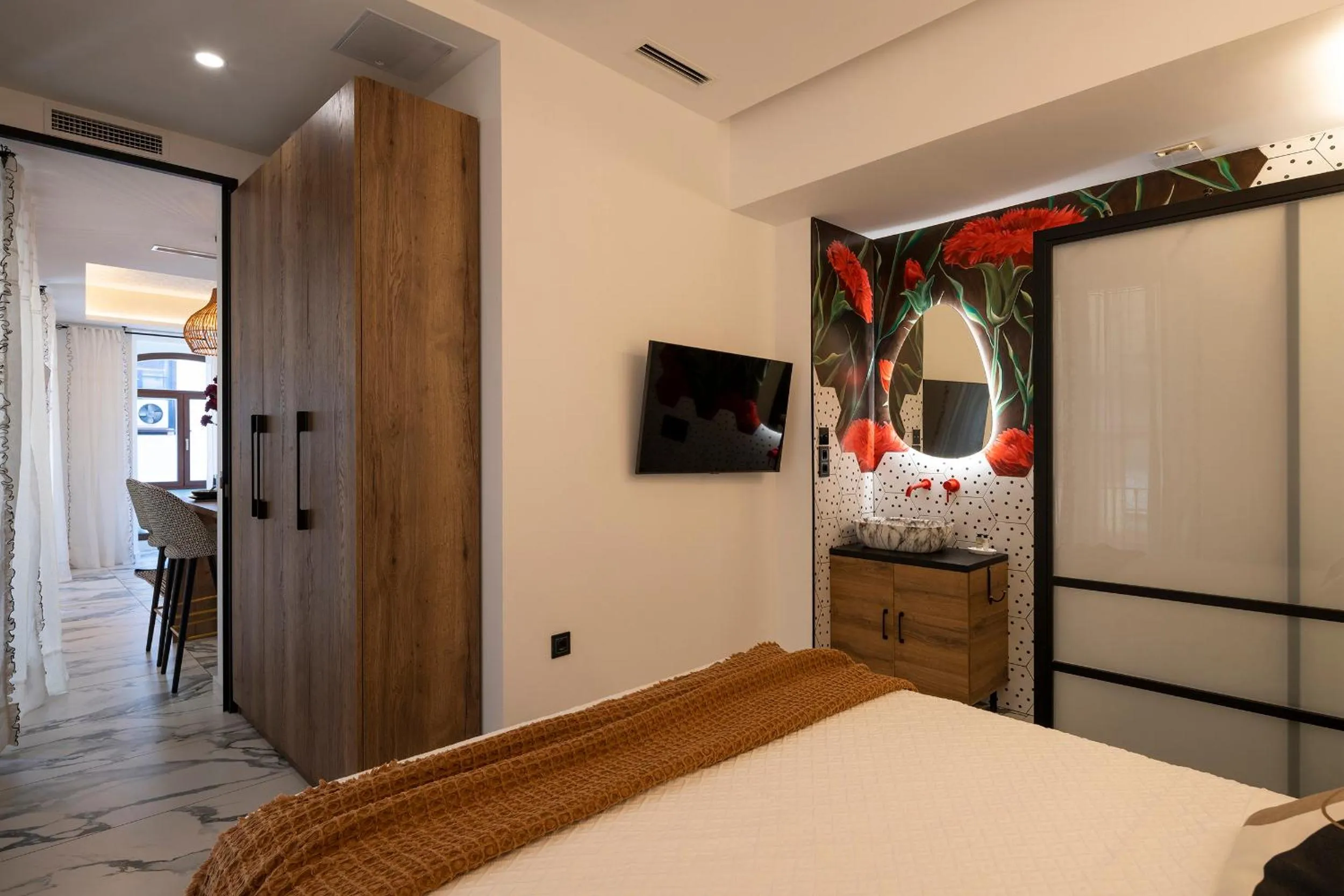 Bathroom, Bed in Palatina Concept Suites