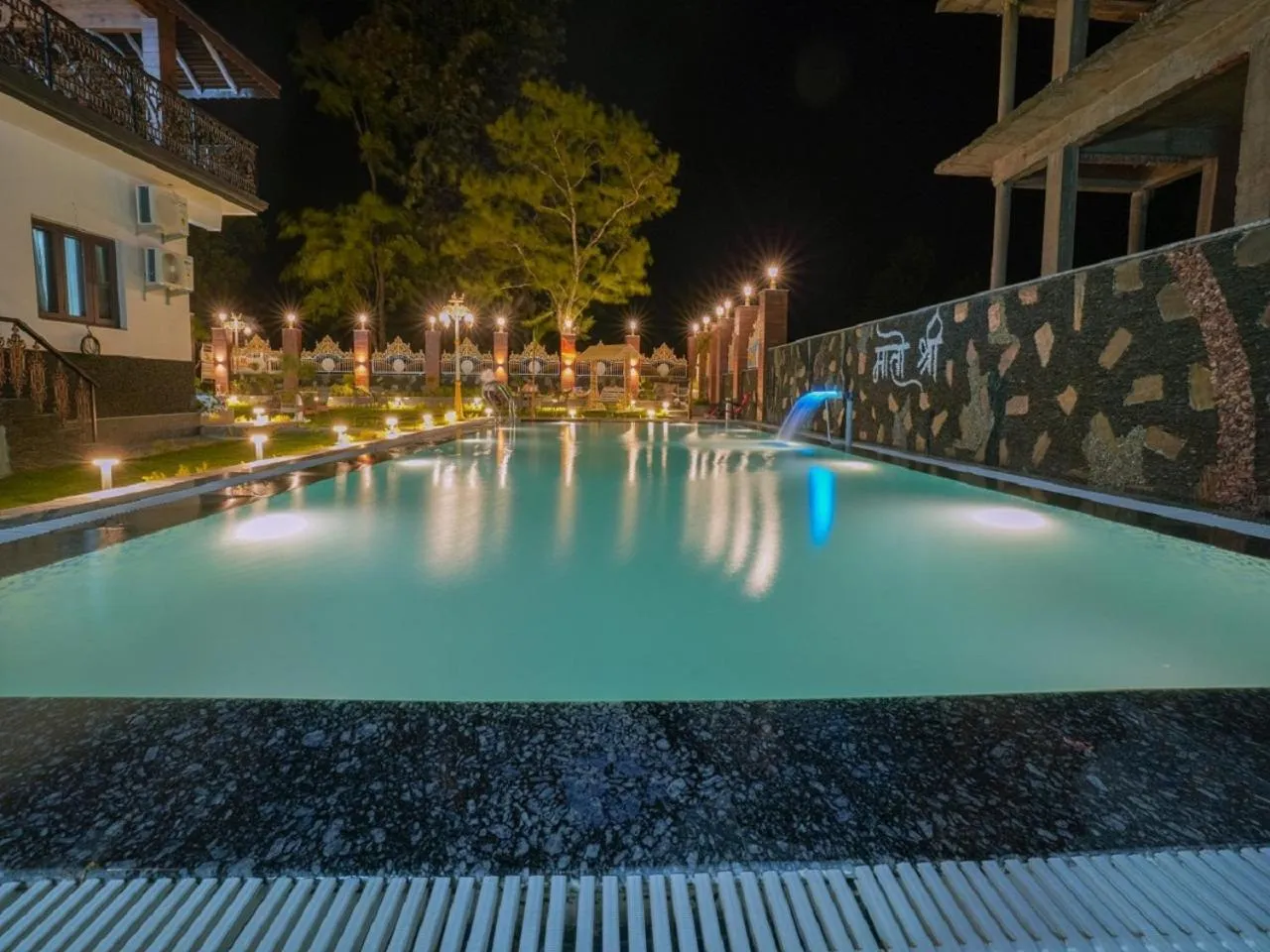 Property building in Matoshree Club and Resort