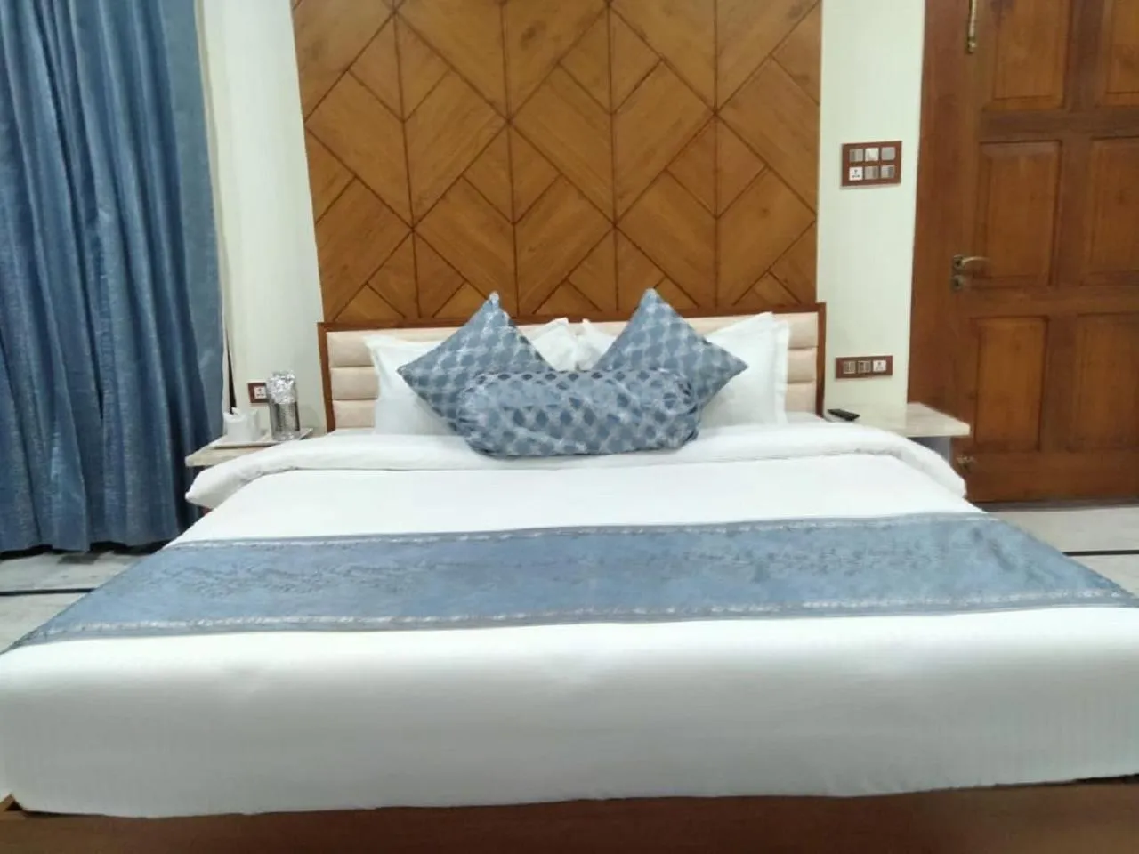 Bedroom in Matoshree Club and Resort