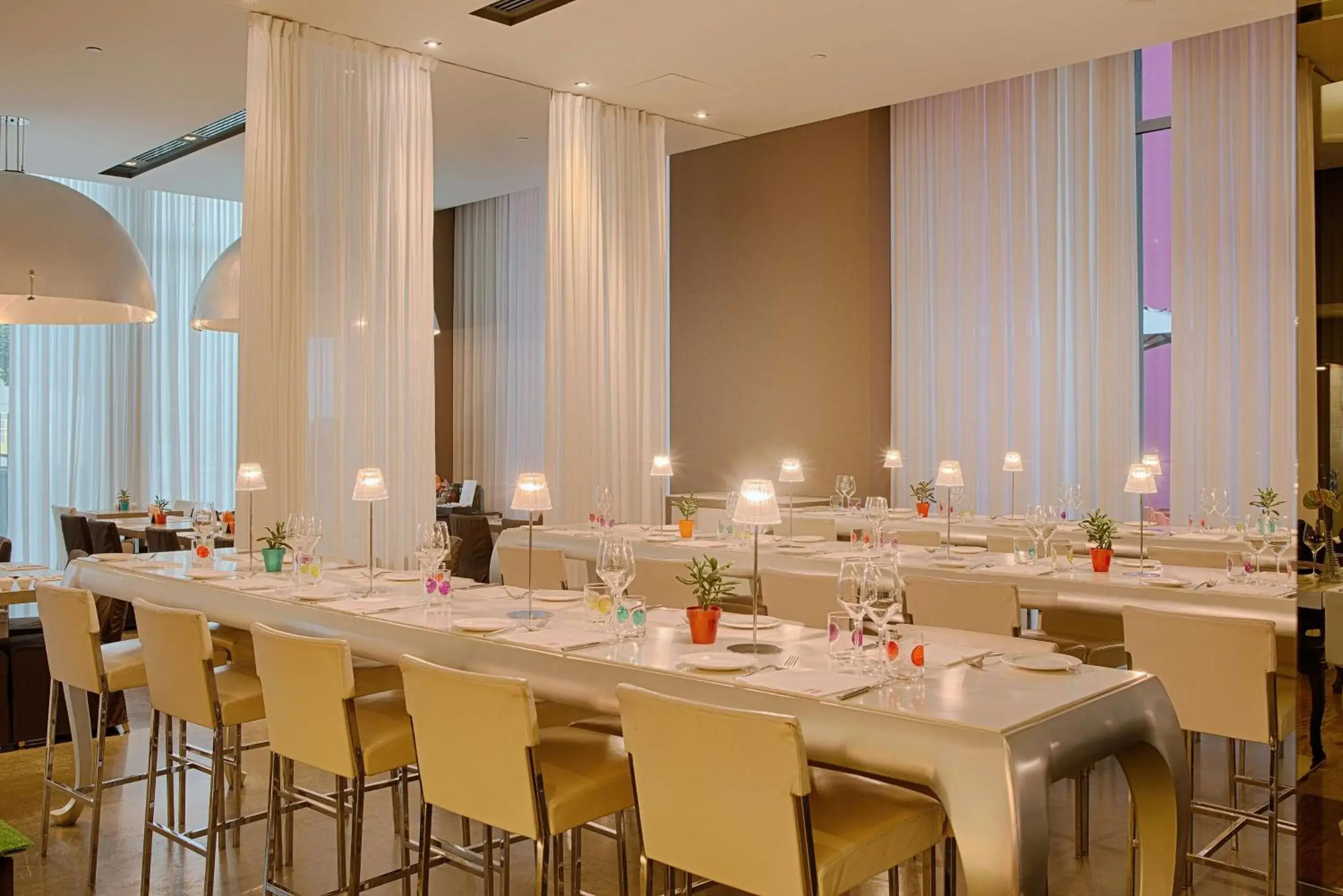 Restaurant/places to eat in Nhow Milan Restaurant/places to eat in Nhow Milan