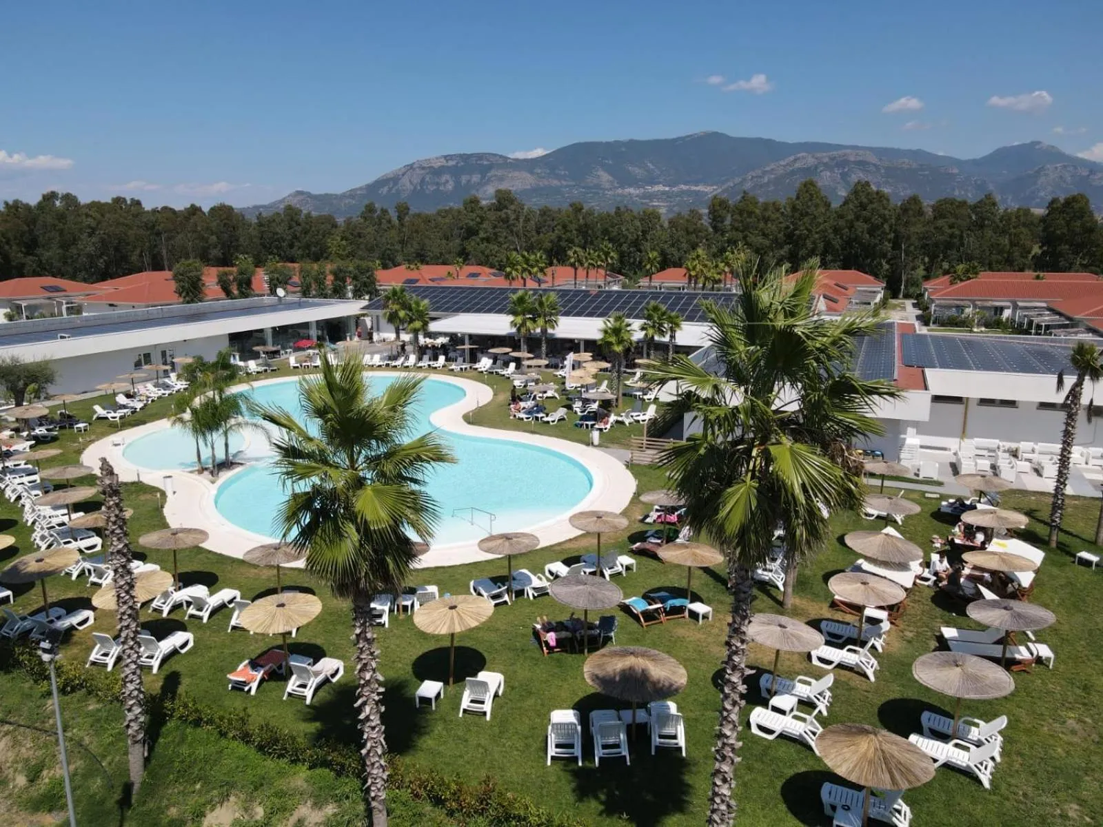 Property building in Resort Acqua di Venere
