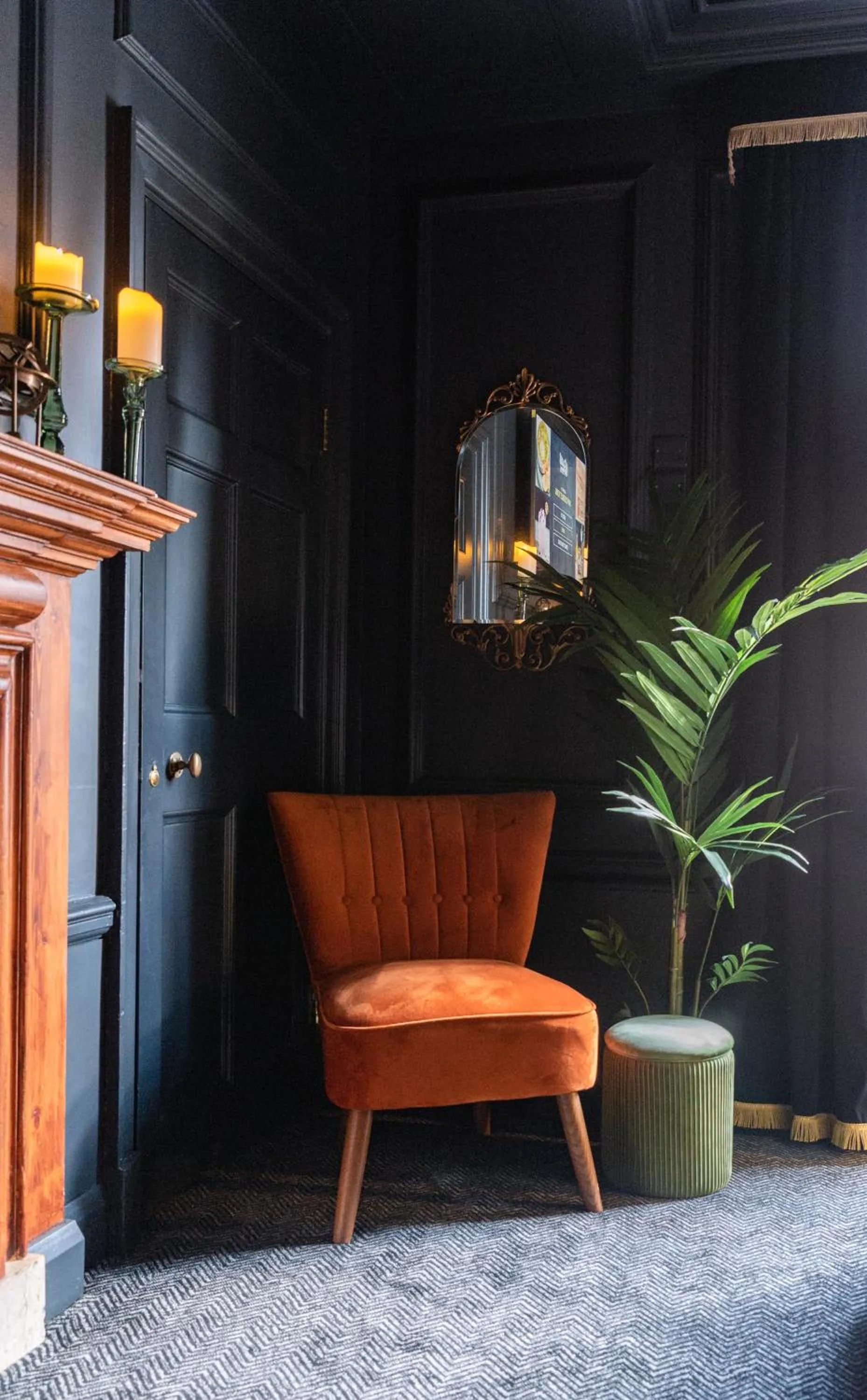 Seating area in Impossible Motel