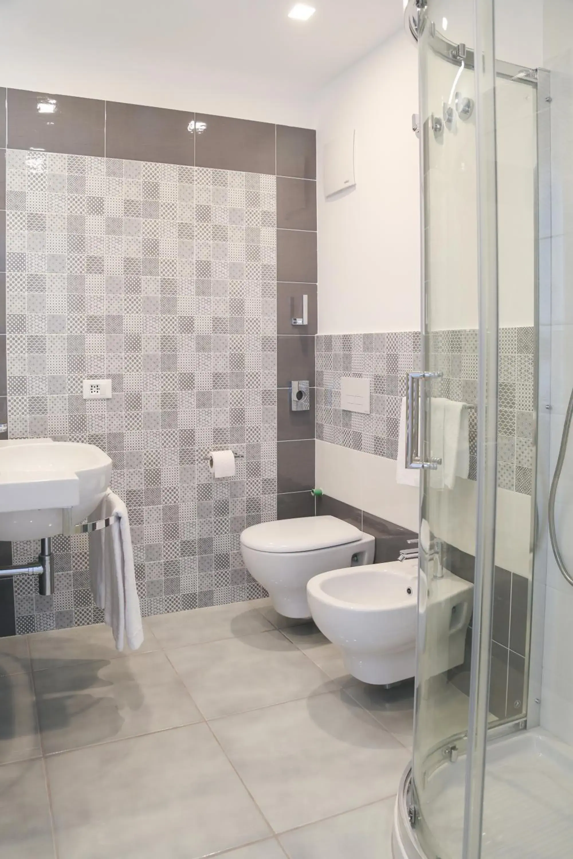 Deluxe Double Room with Sea View in Hotel Torre Sant'Angelo Deluxe Double Room with Sea View in Hotel Torre Sant'Angelo