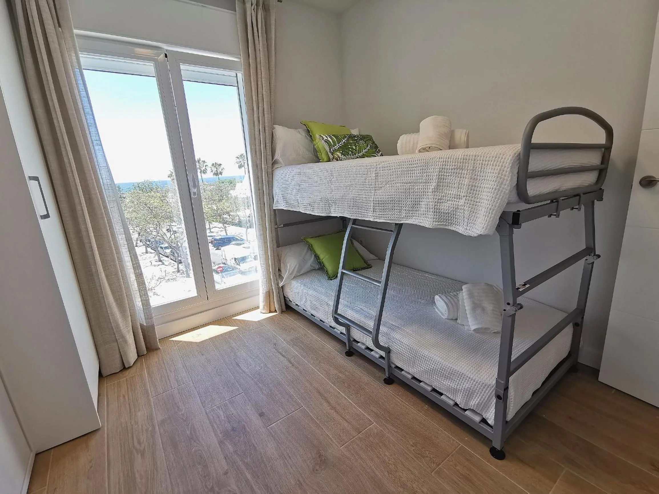 Decorative detail, Bed in Apartamento en Milla Oro Marbella