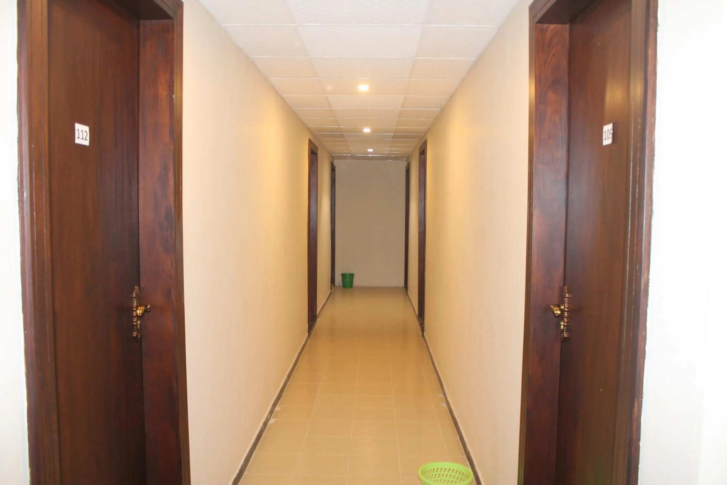 Area and facilities in Green Palace Colombo