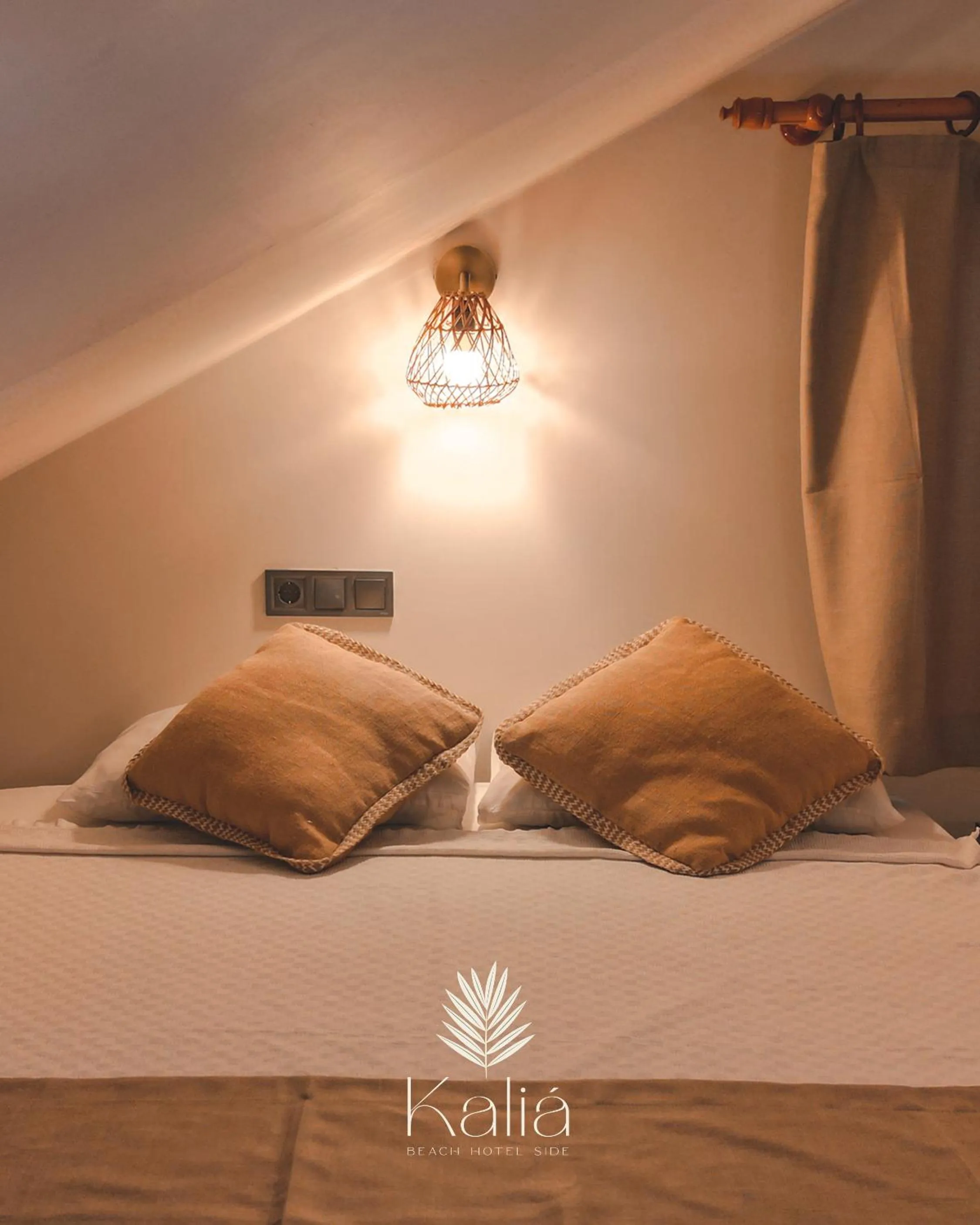 Bed in Kalia Beach Hotel Side