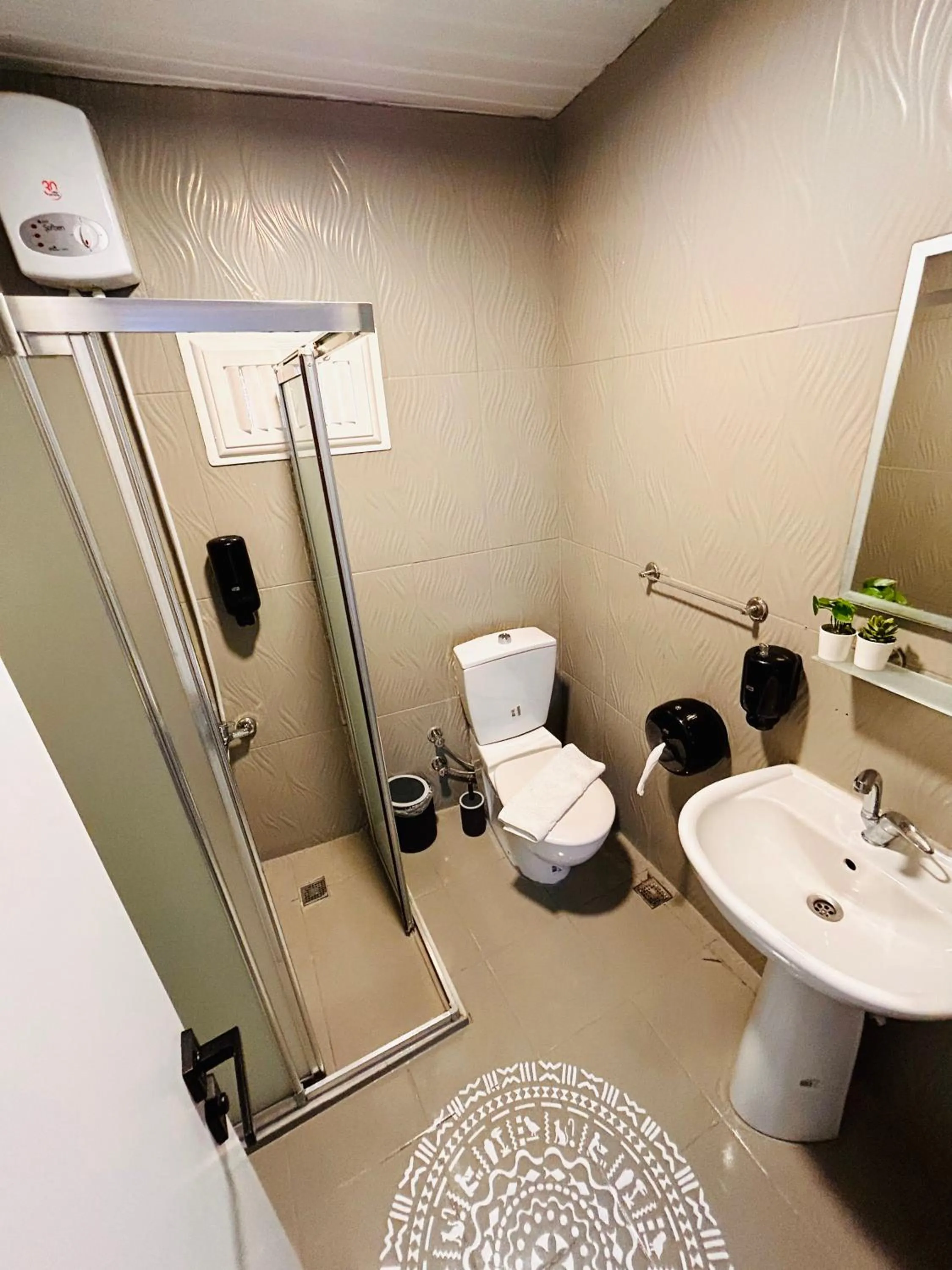 Shower in Kalia Beach Hotel Side