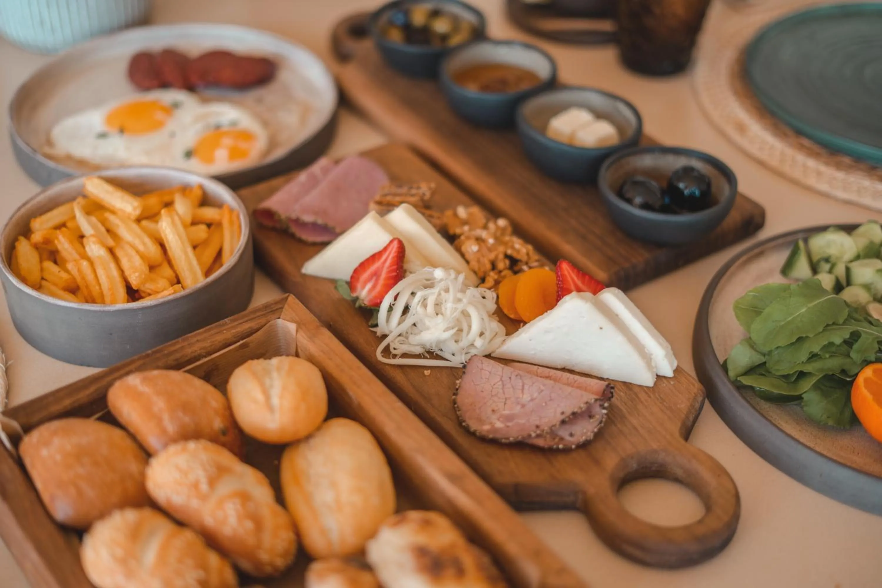 Food and drinks in Kalia Beach Hotel Side