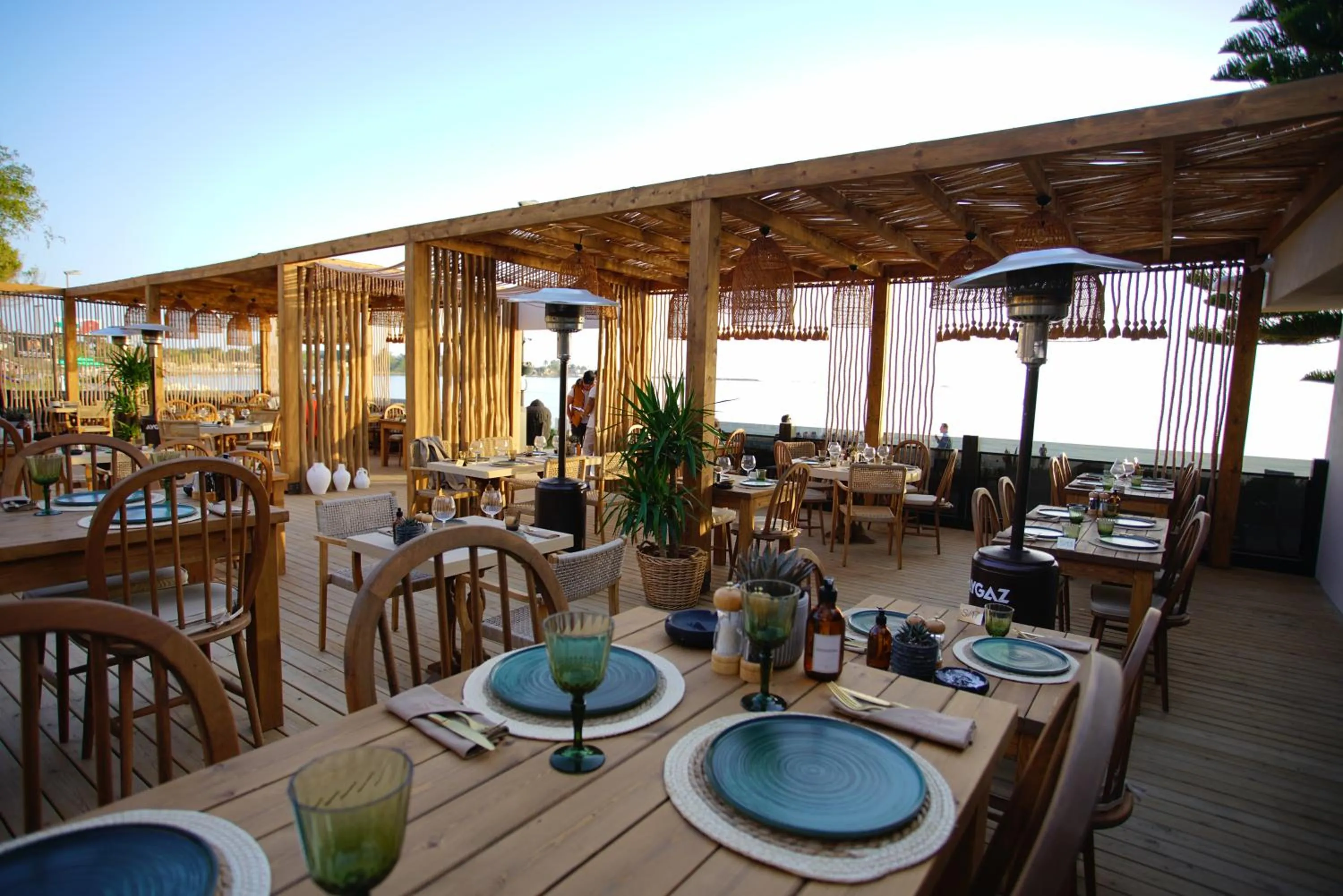 Restaurant/places to eat in Kalia Beach Hotel Side