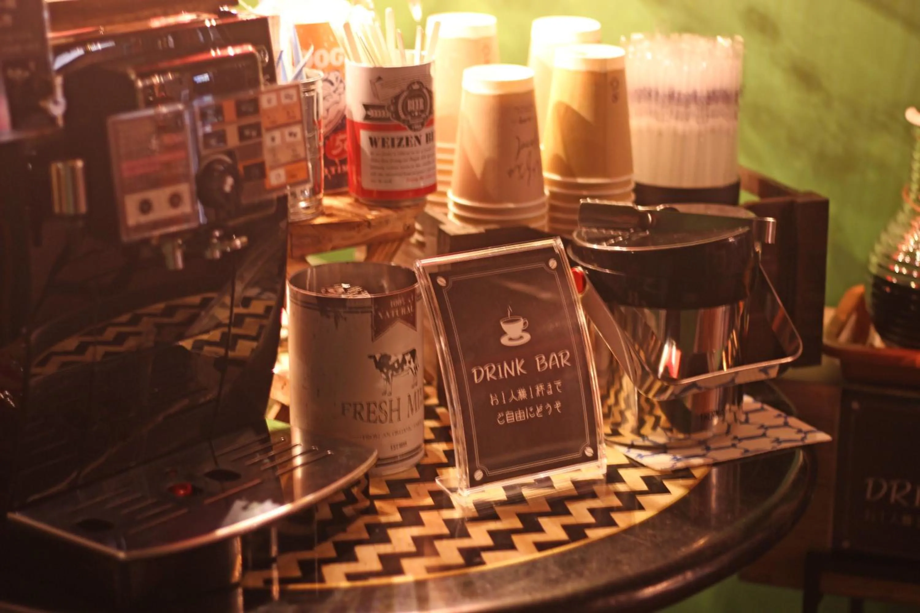 Coffee/tea facilities in Hotel OLDSWING Adult Only
