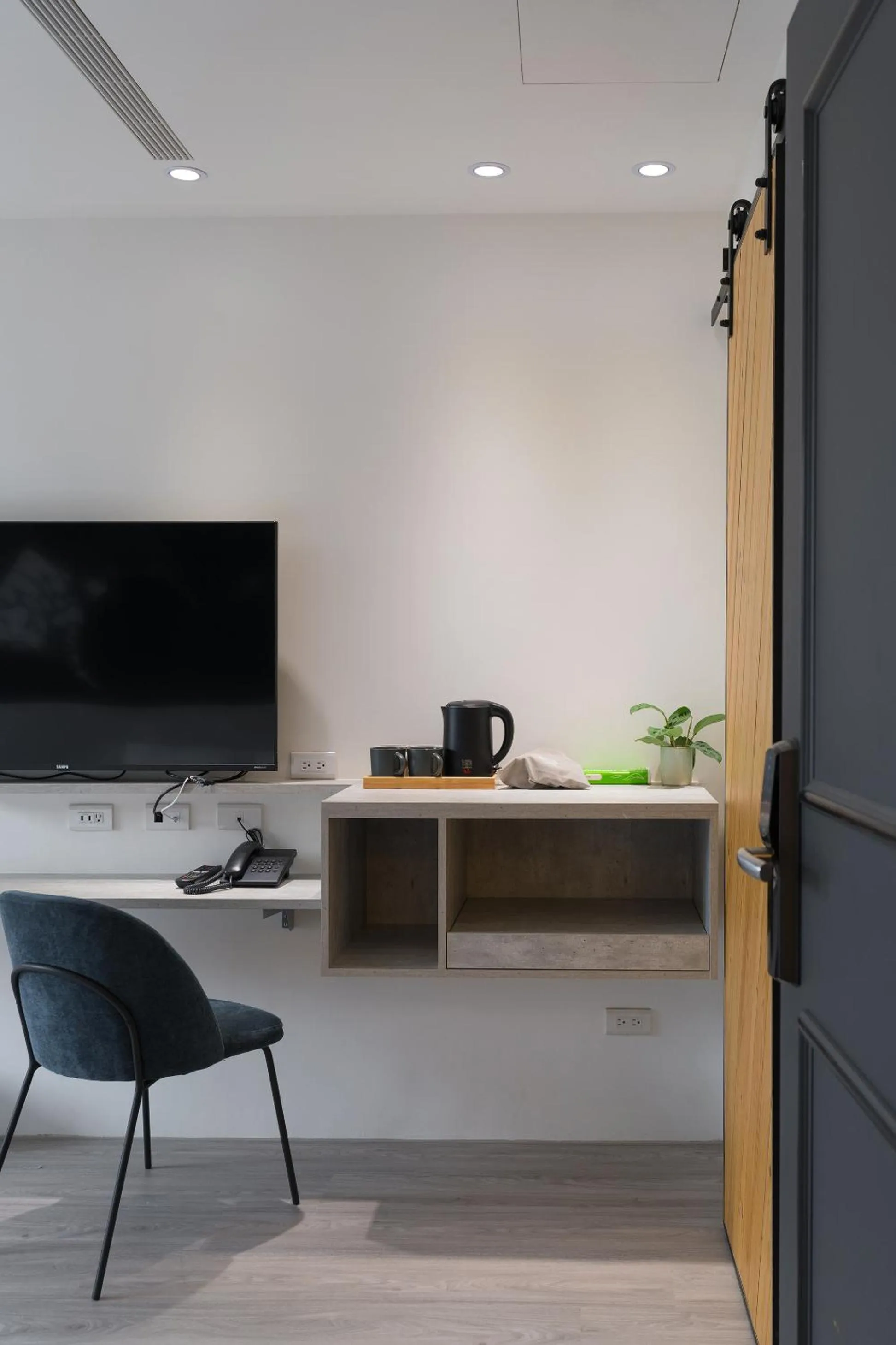 Decorative detail in The Way Inn