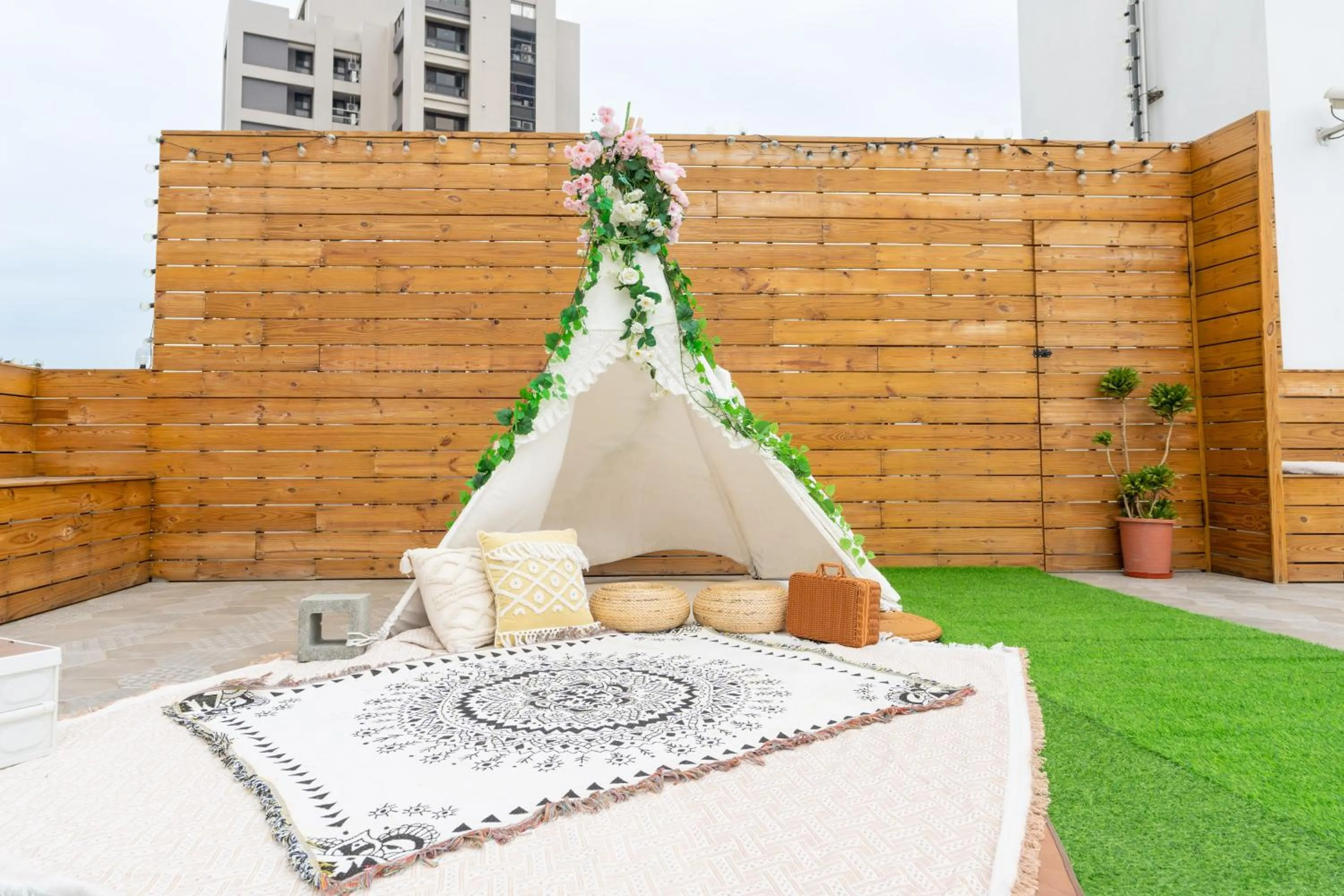 Patio in The Way Inn