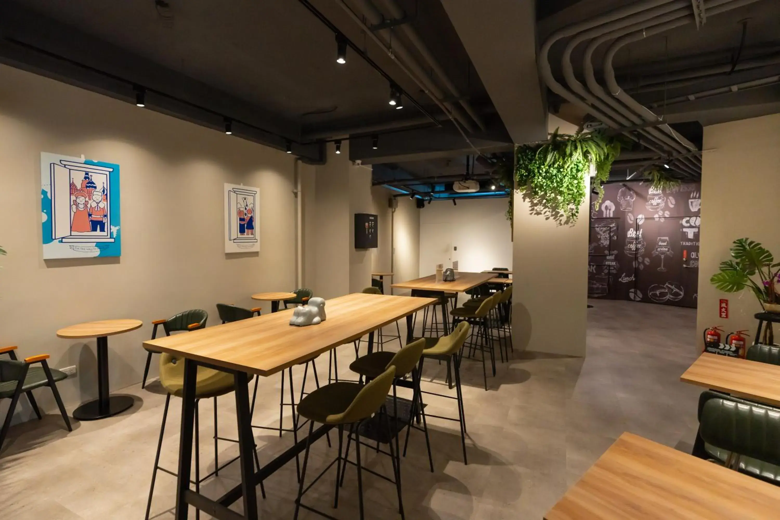 Lounge or bar in The Way Inn Lounge or bar in The Way Inn