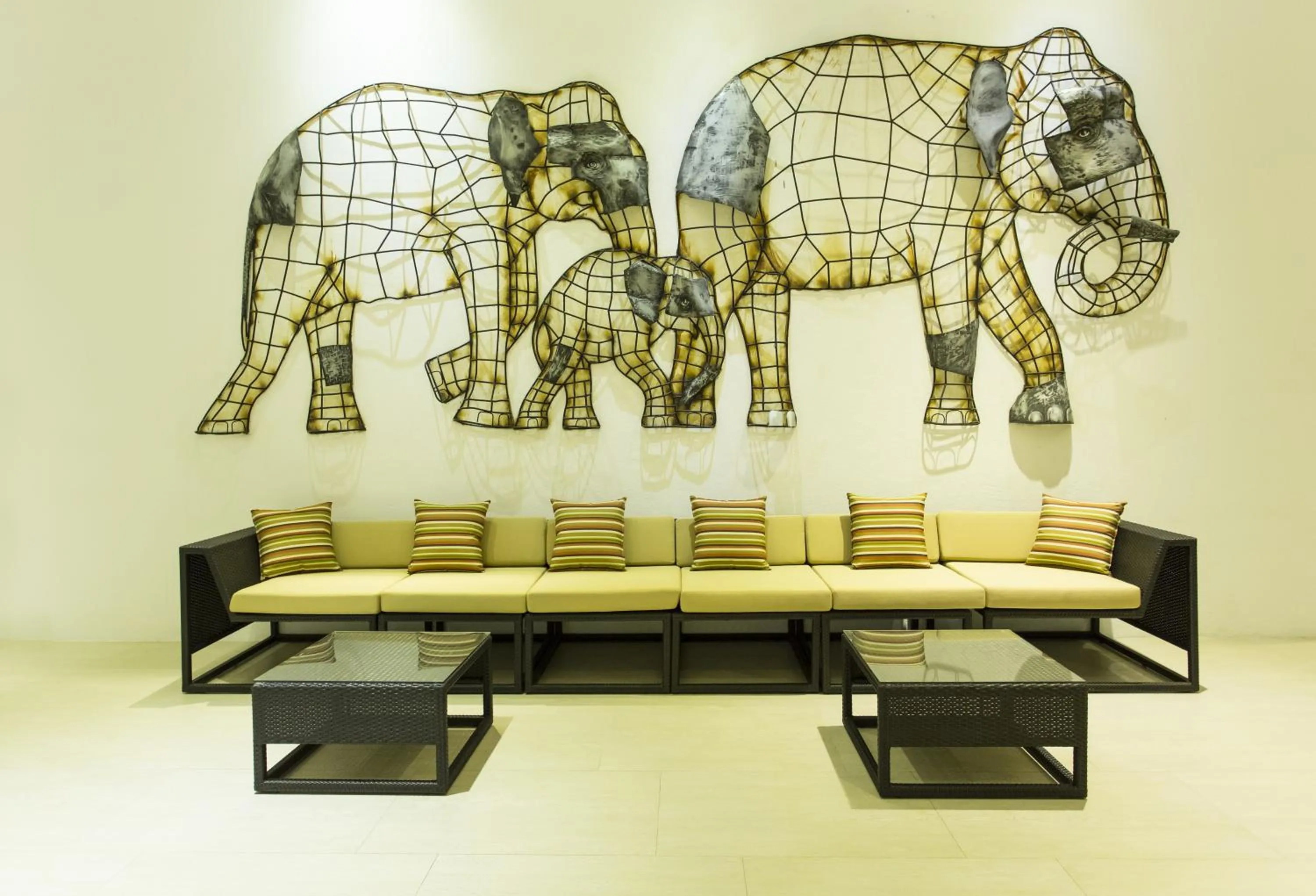 Communal lounge/ TV room in Aliya Resort and Spa - Thema Collection