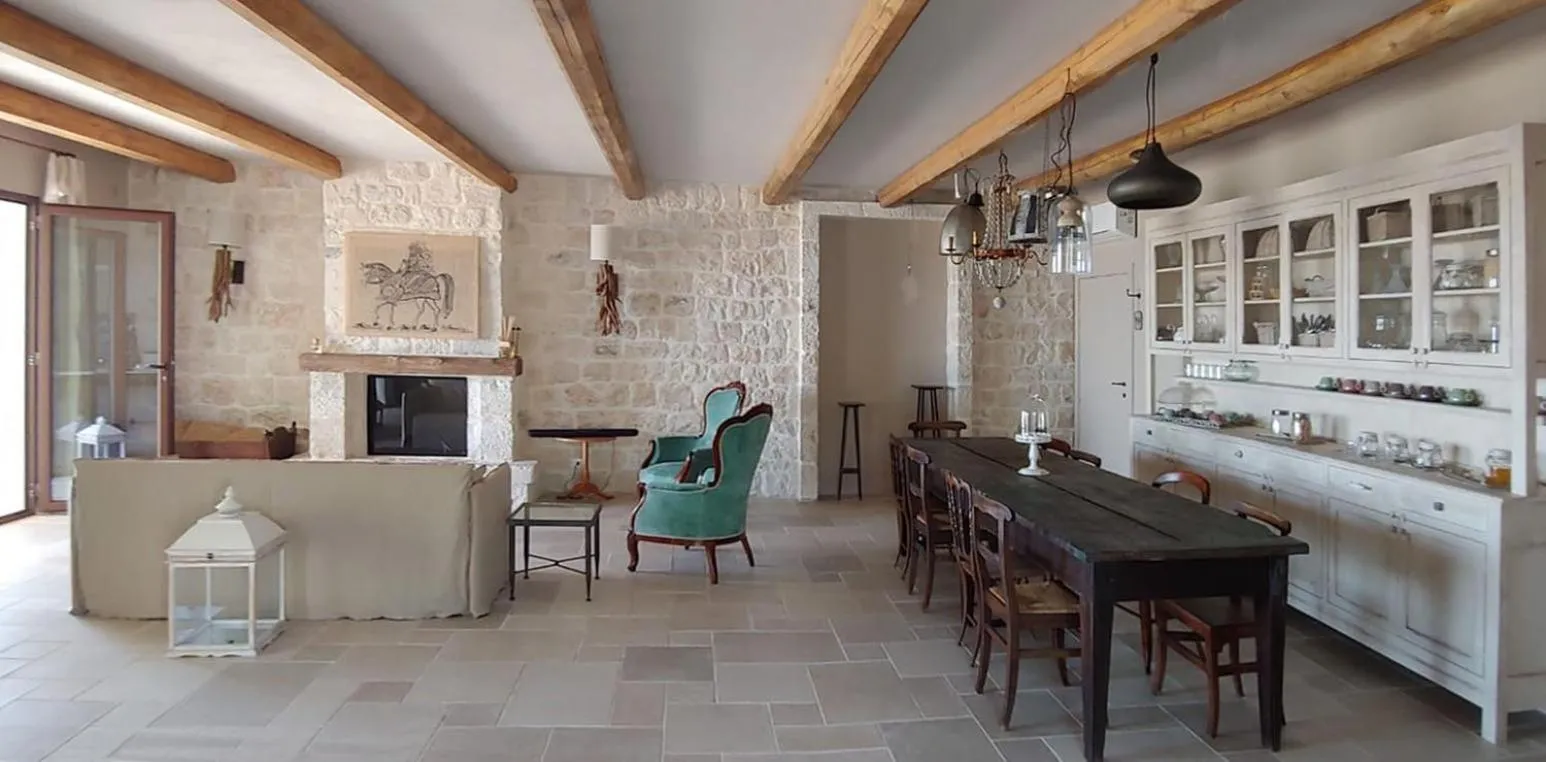 Communal lounge/ TV room in RoccaSeta