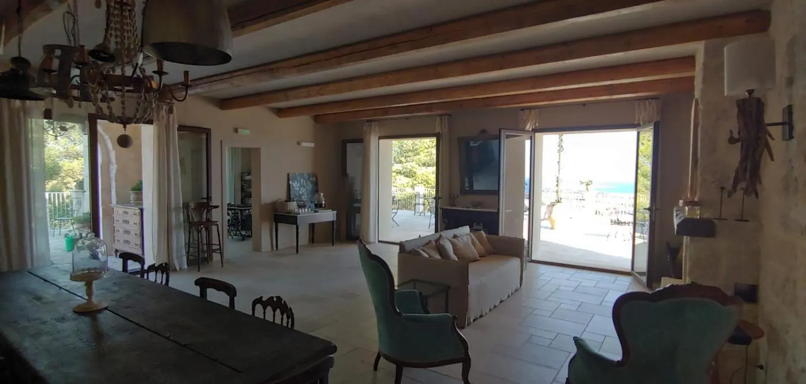 Communal lounge/ TV room in RoccaSeta