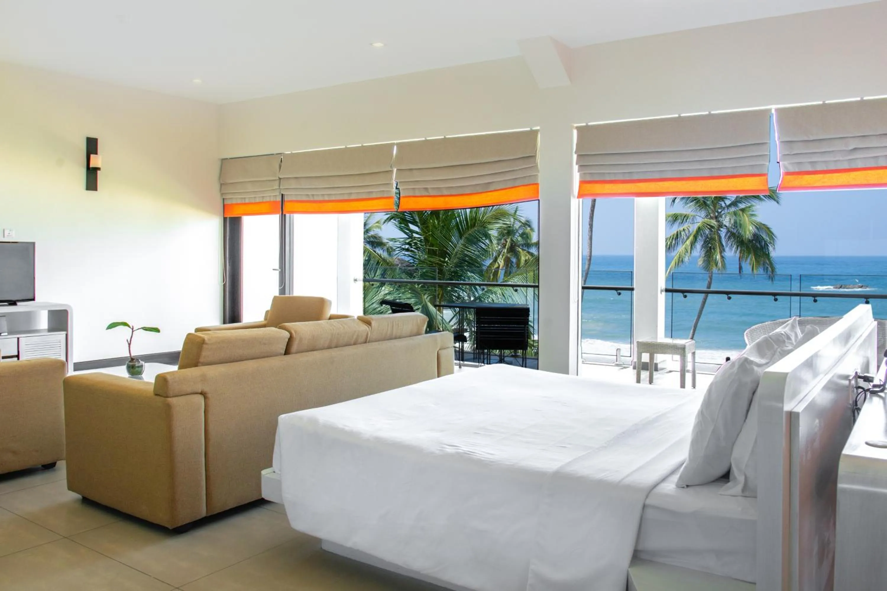 View (from property/room), Bed in Shinagawa Beach