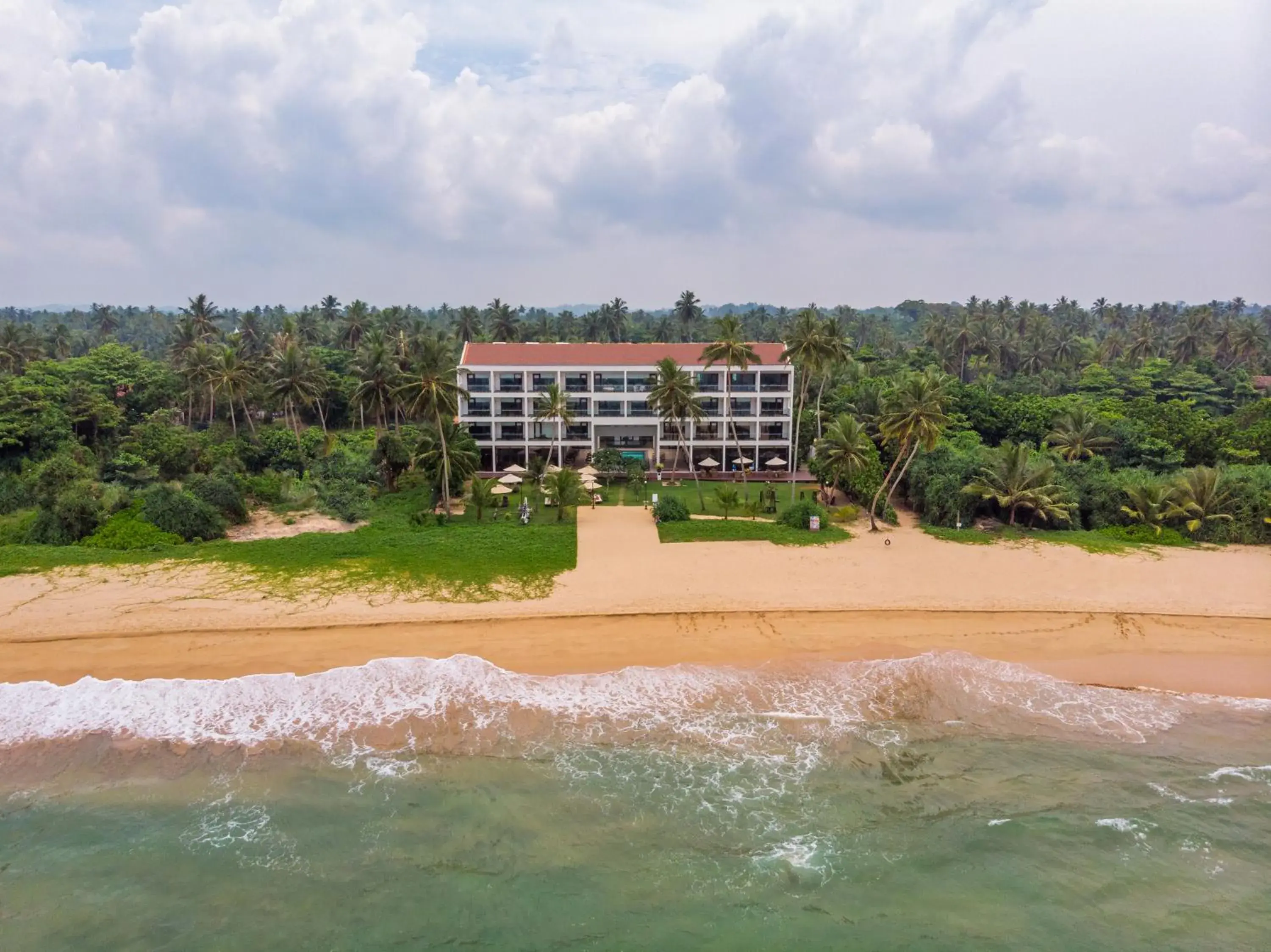Property building in Shinagawa Beach Property building in Shinagawa Beach