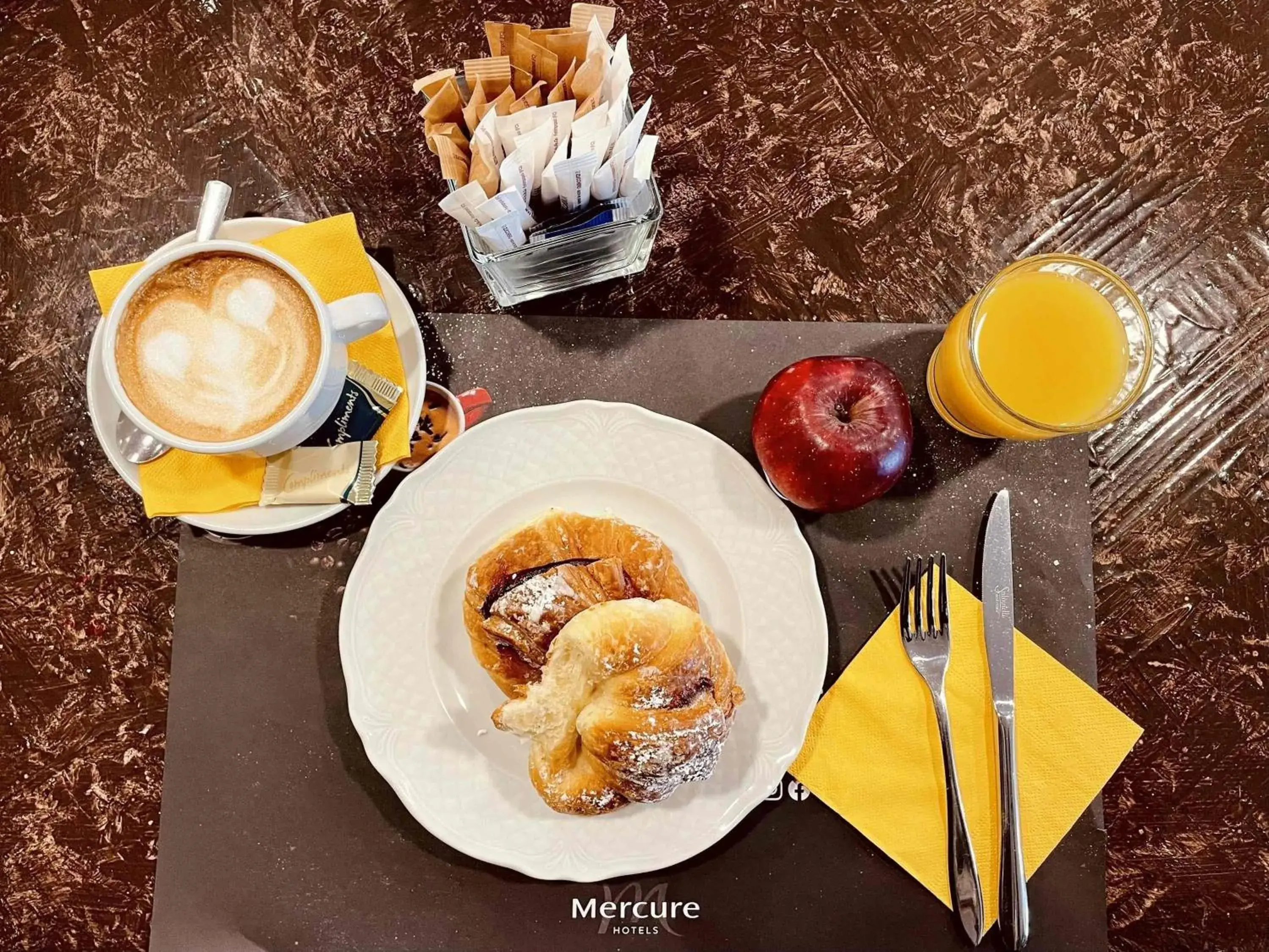 Breakfast in Mercure Leonardo da Vinci Rome Airport Breakfast in Mercure Leonardo da Vinci Rome Airport