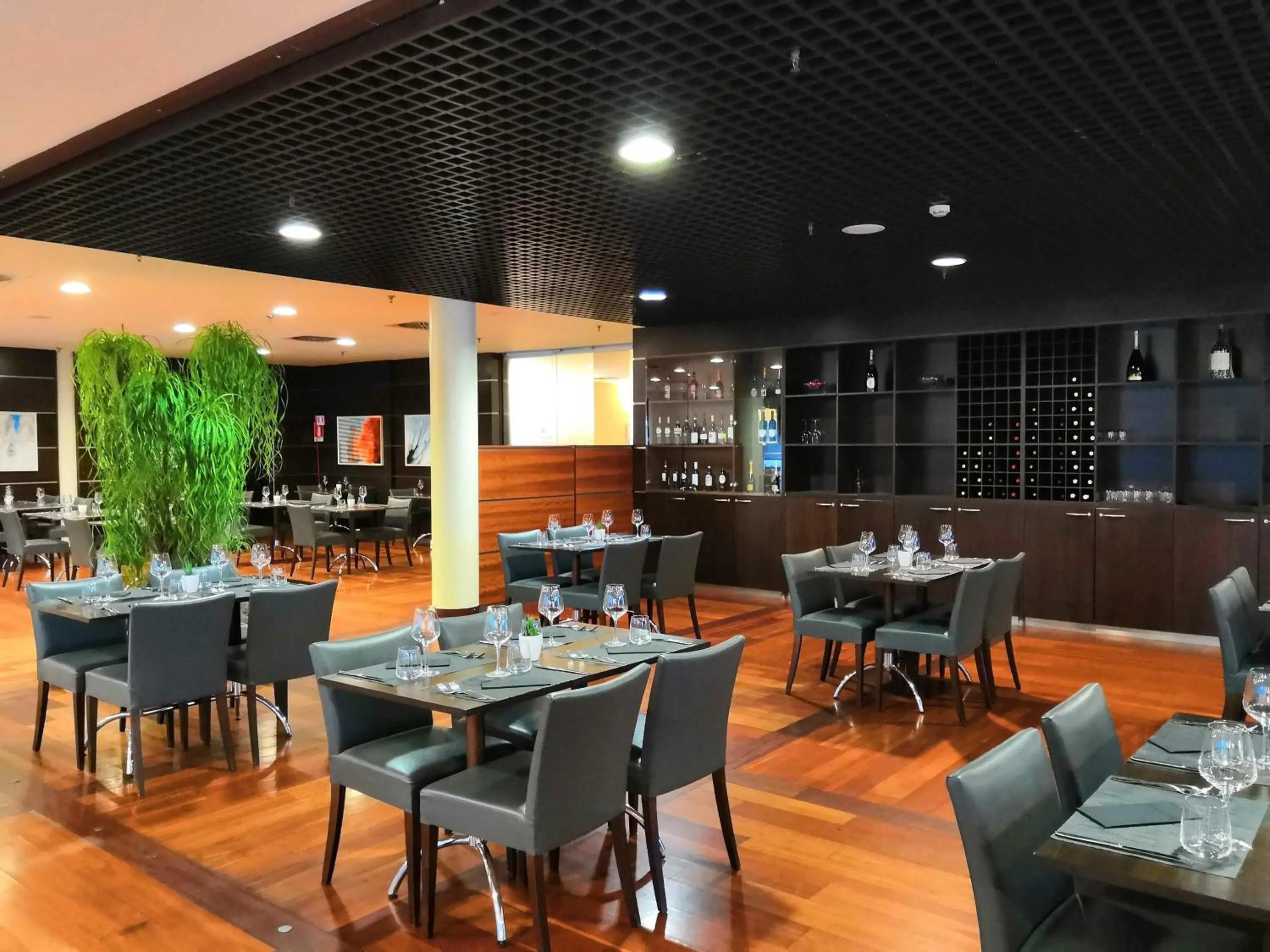 Restaurant/places to eat in Mercure Leonardo da Vinci Rome Airport