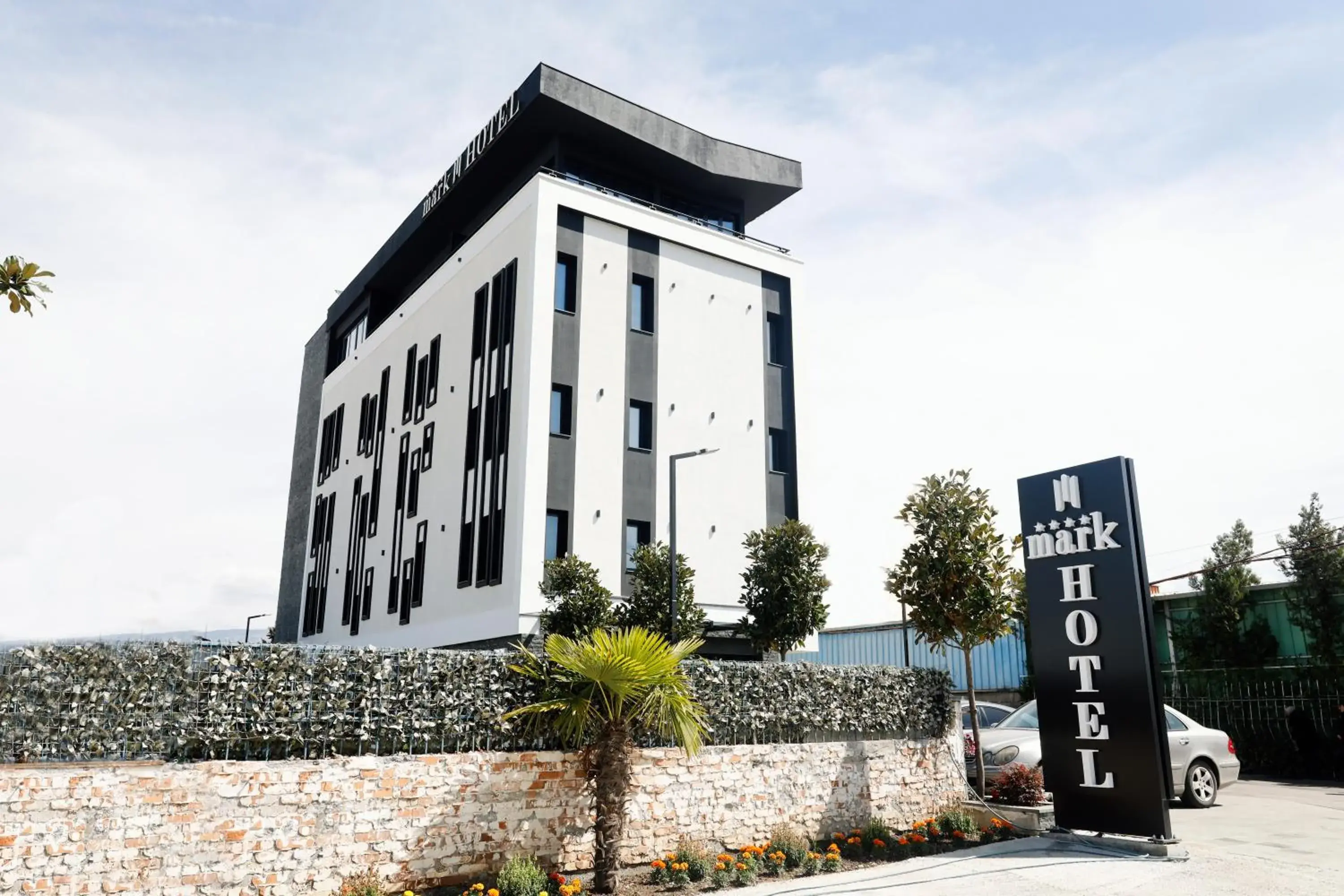 Mark Hotel Tirana Mark Hotel Tirana