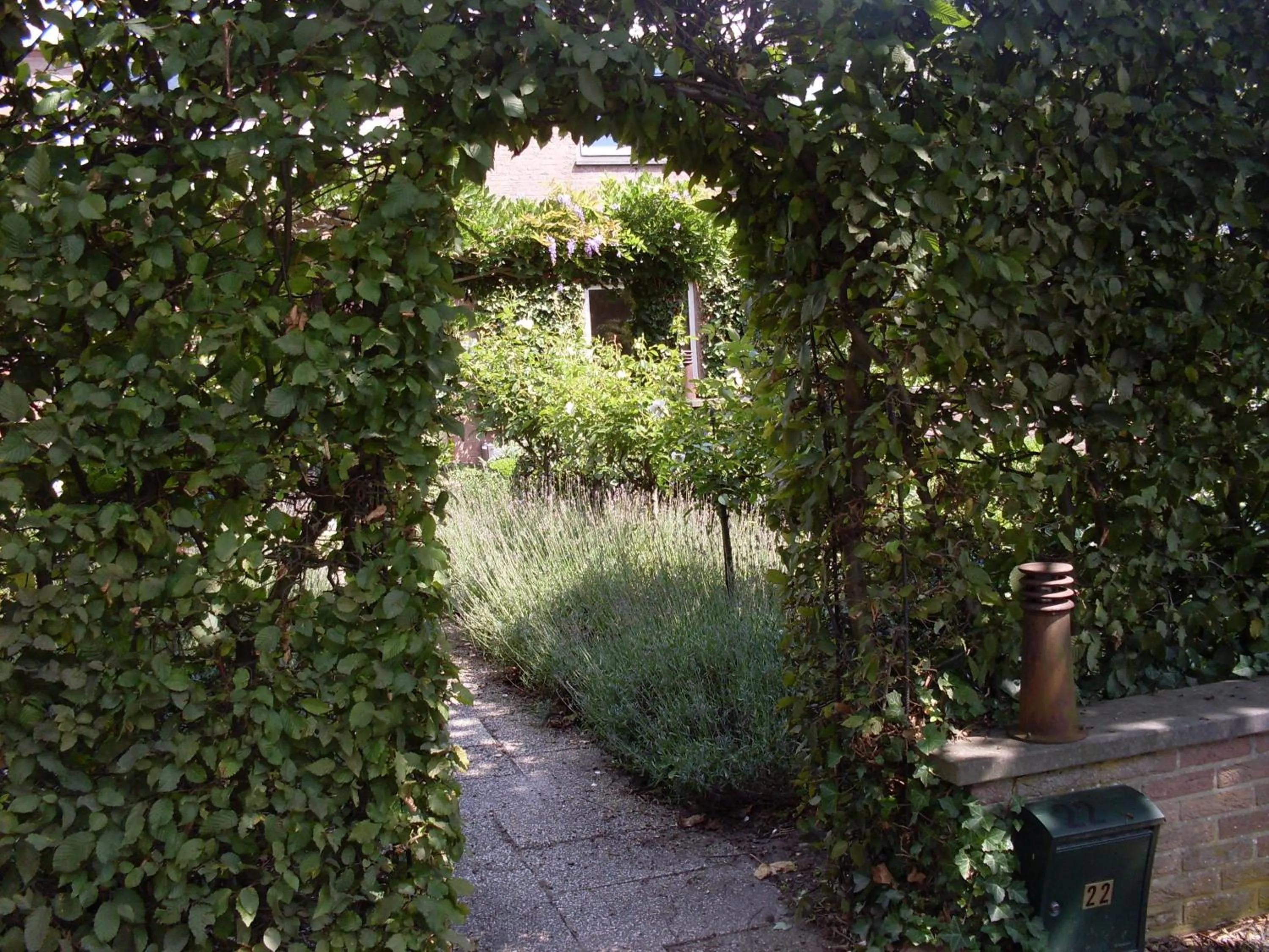 Facade/entrance in B&B Jossefin Tuinen