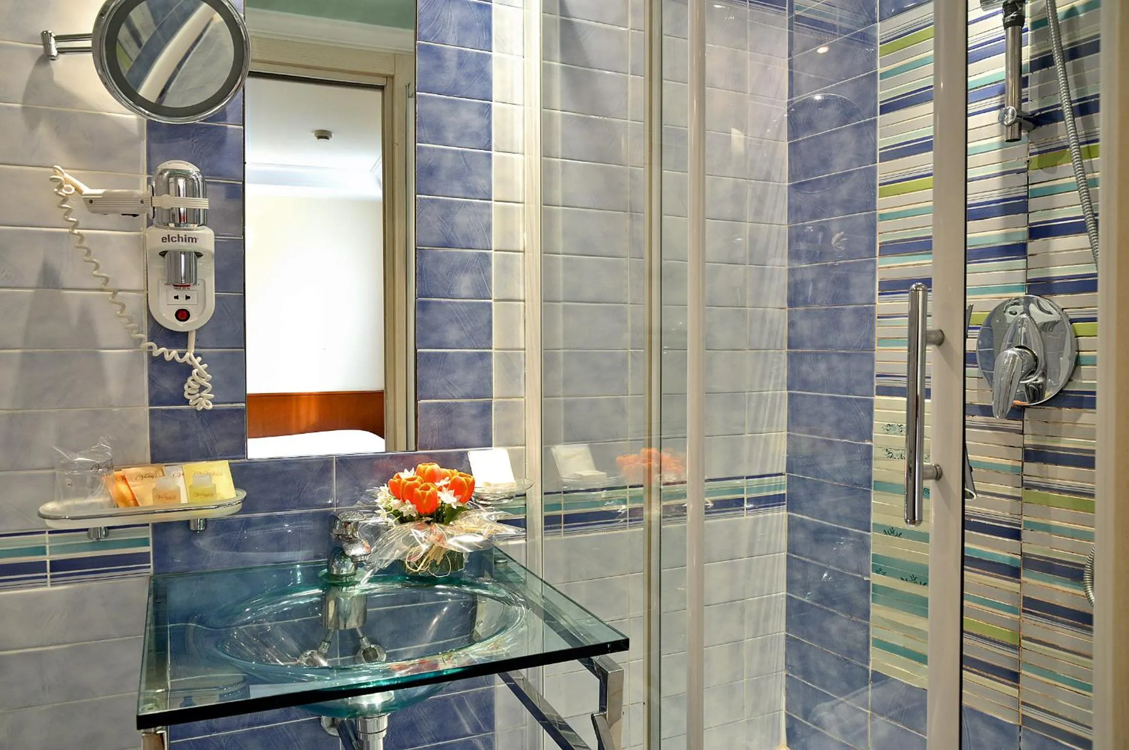 Bathroom in Hotel Homs