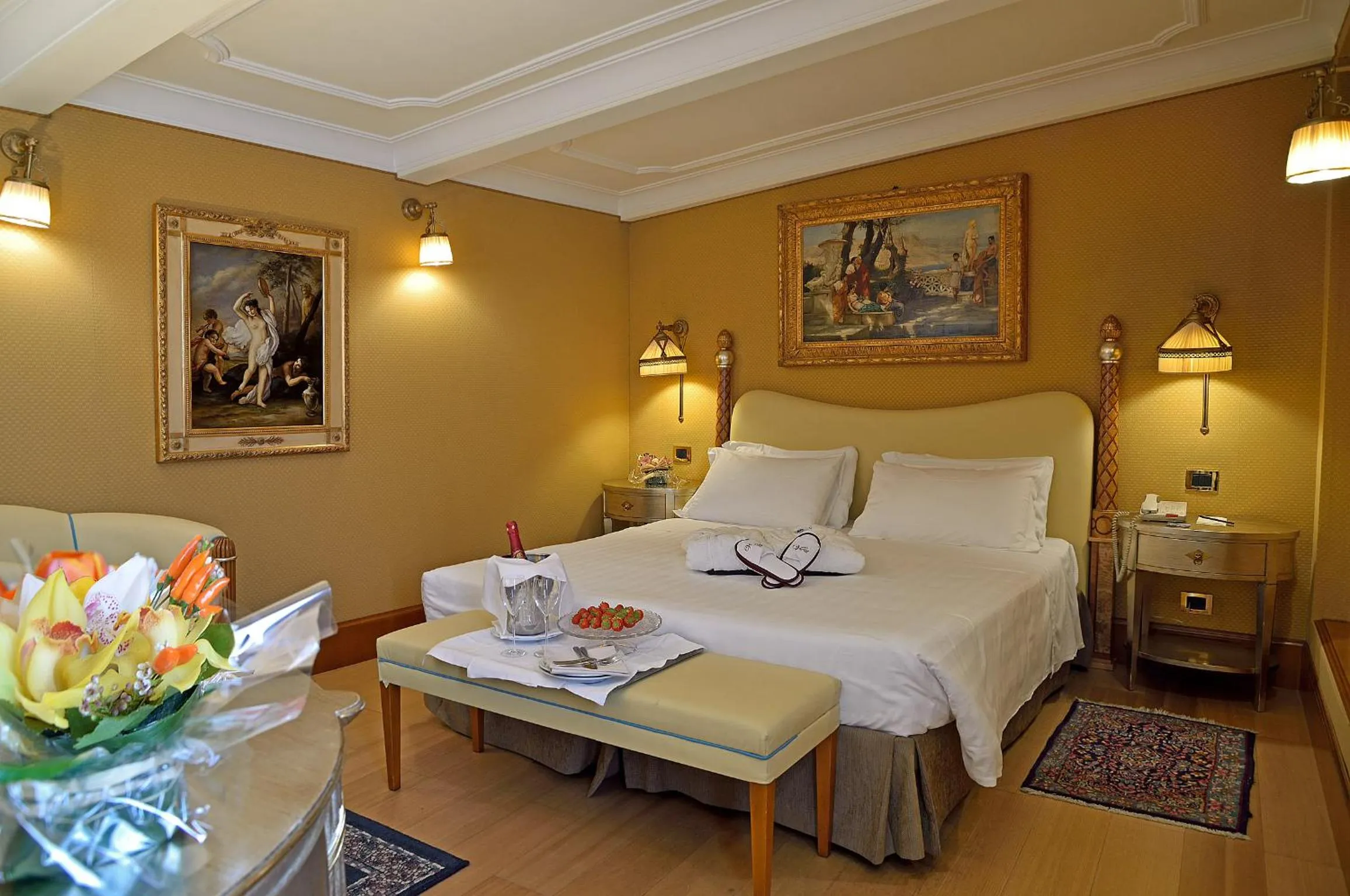 Photo of the whole room, Bed in Hotel Homs