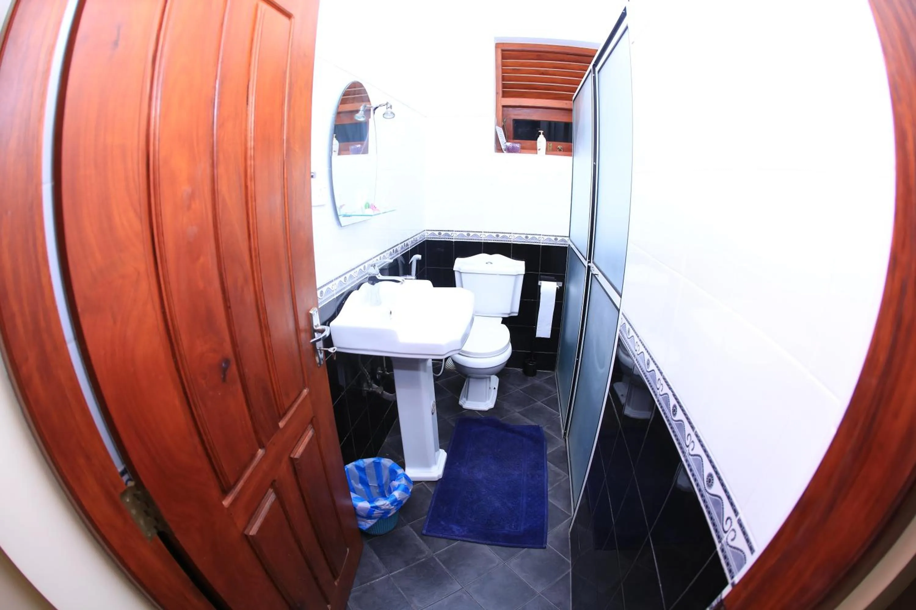 Fort Thari Inn