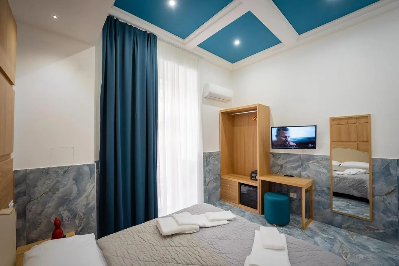 Bed in P.C. Boutique H. Vesuvius, Napoli Centro, by ClaPa Group