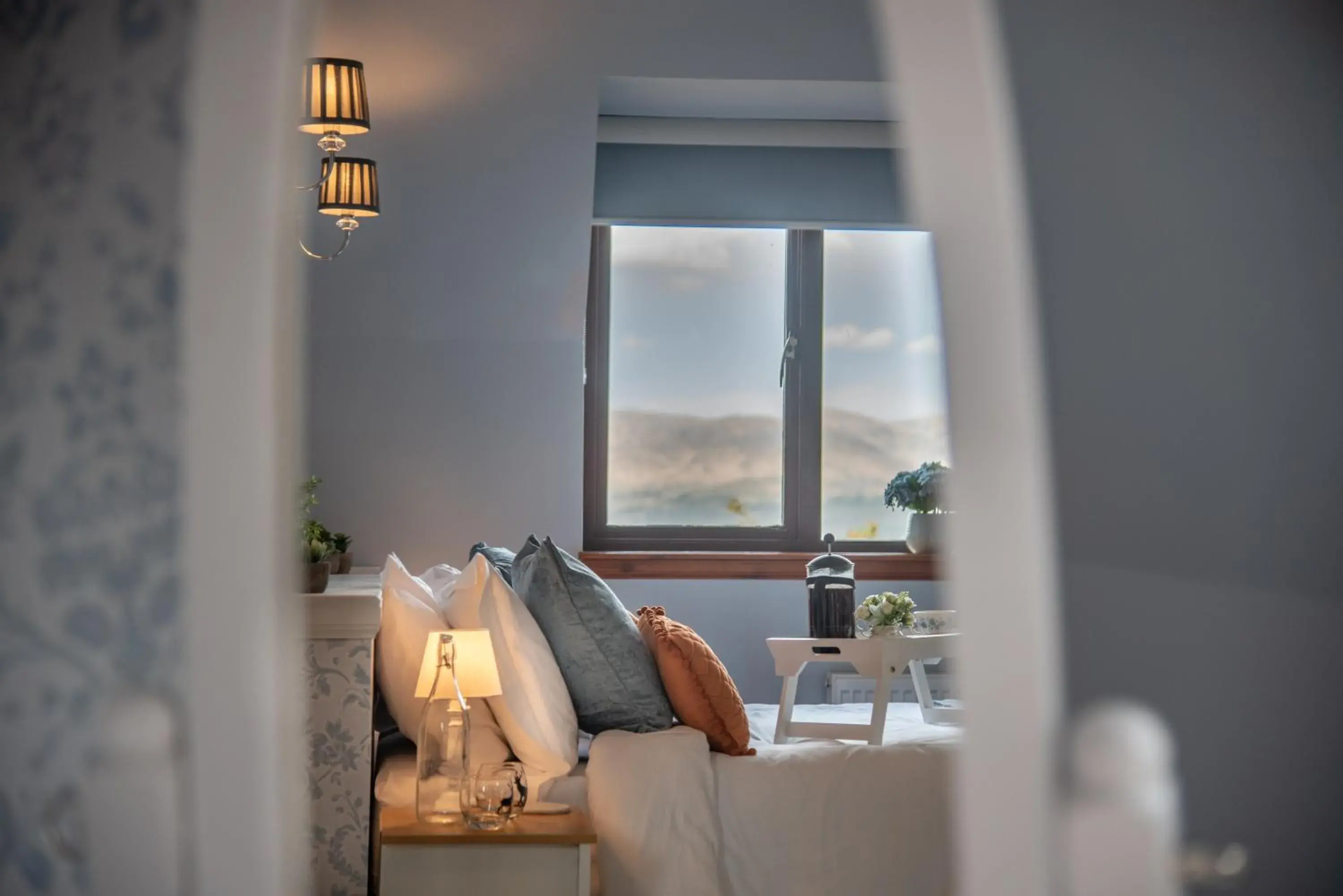 Double Room with Mountain View in Innes House Bed & Breakfast Double Room with Mountain View in Innes House Bed & Breakfast