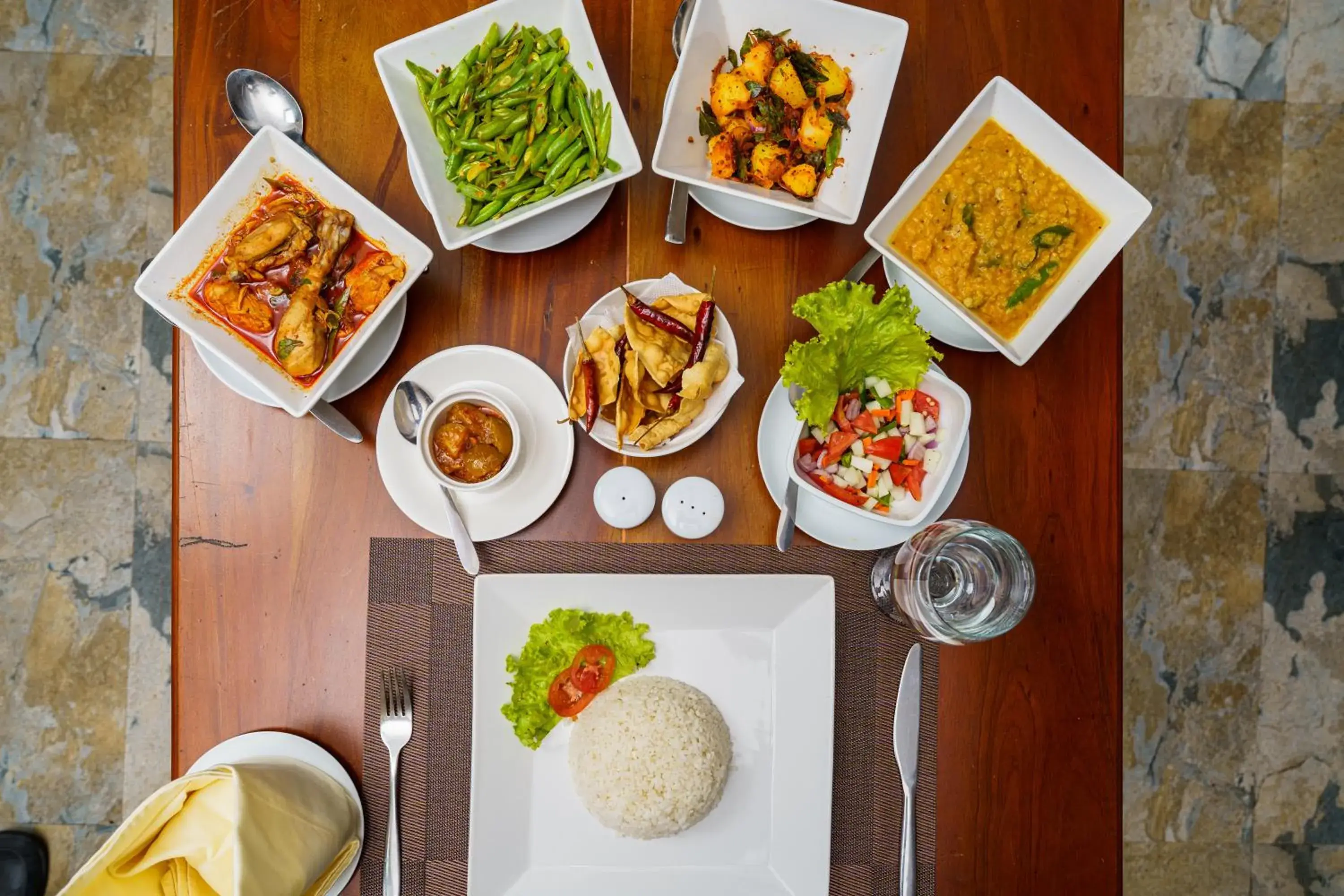 Food in Hotel Travellers Nest Kandy Food in Hotel Travellers Nest Kandy