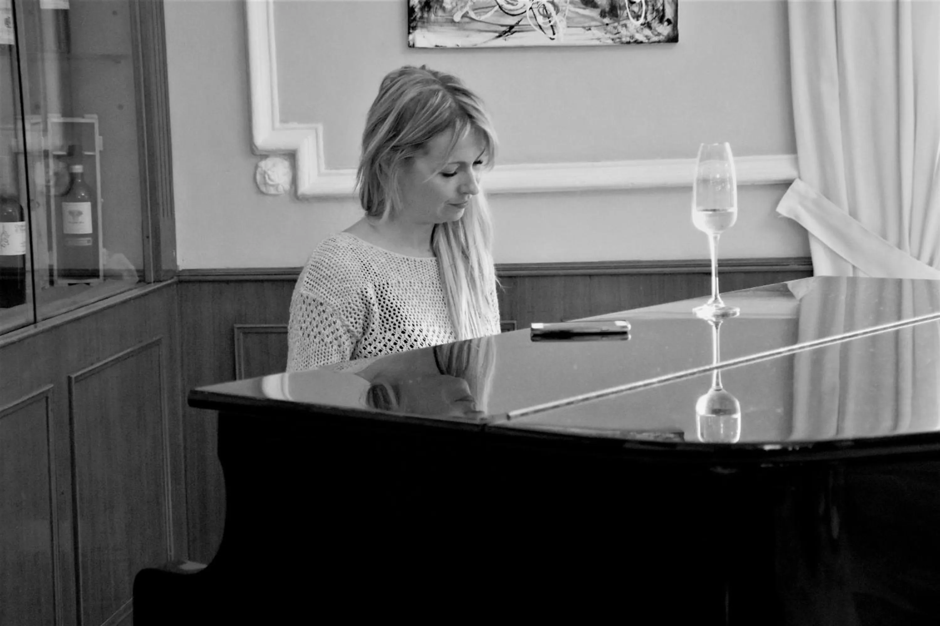 Evening entertainment in Grand Hotel & des Anglais Spa