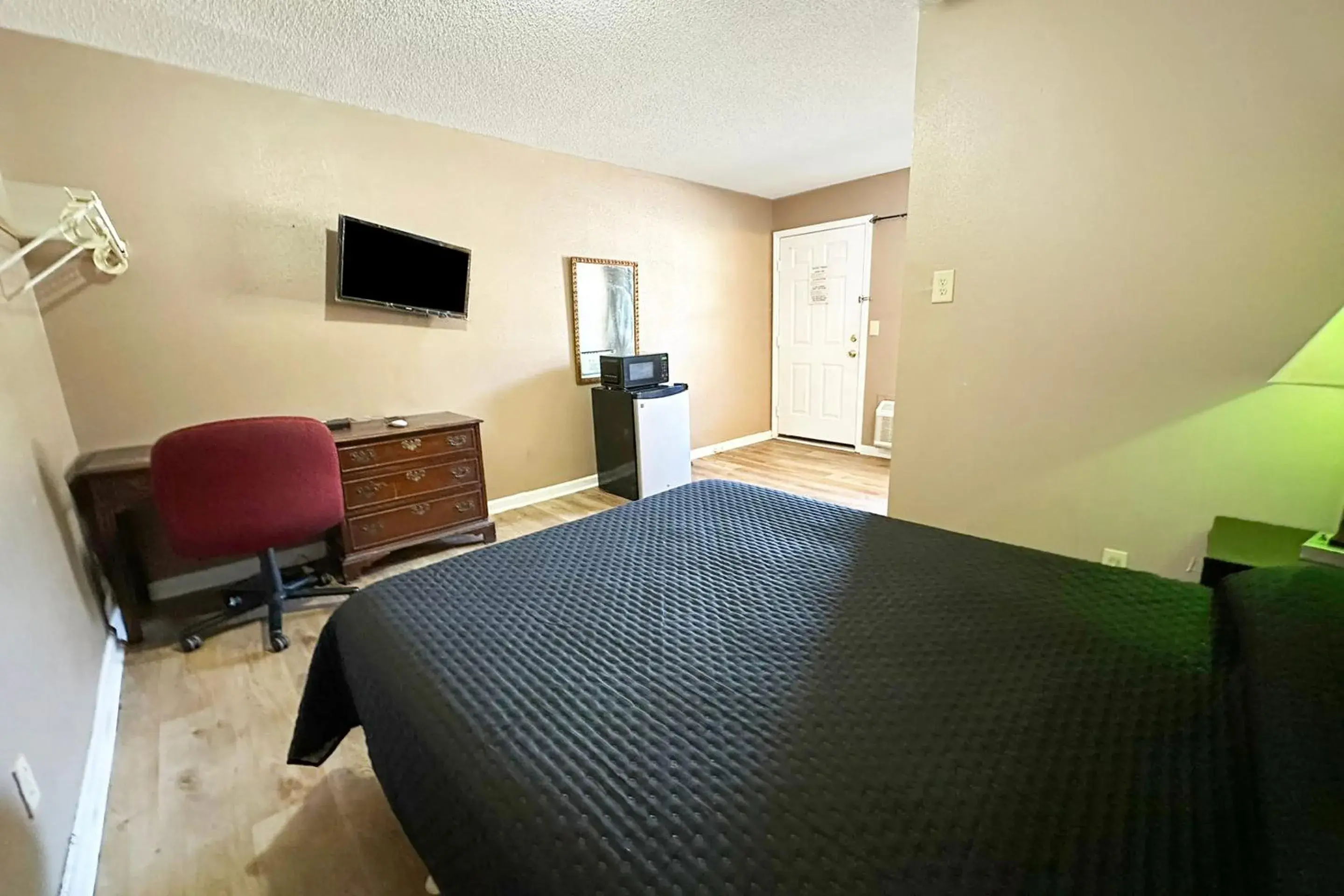 Bedroom, Bed in Sparta Seven Motel By OYO near Milledgeville Bedroom, Bed in Sparta Seven Motel By OYO near Milledgeville