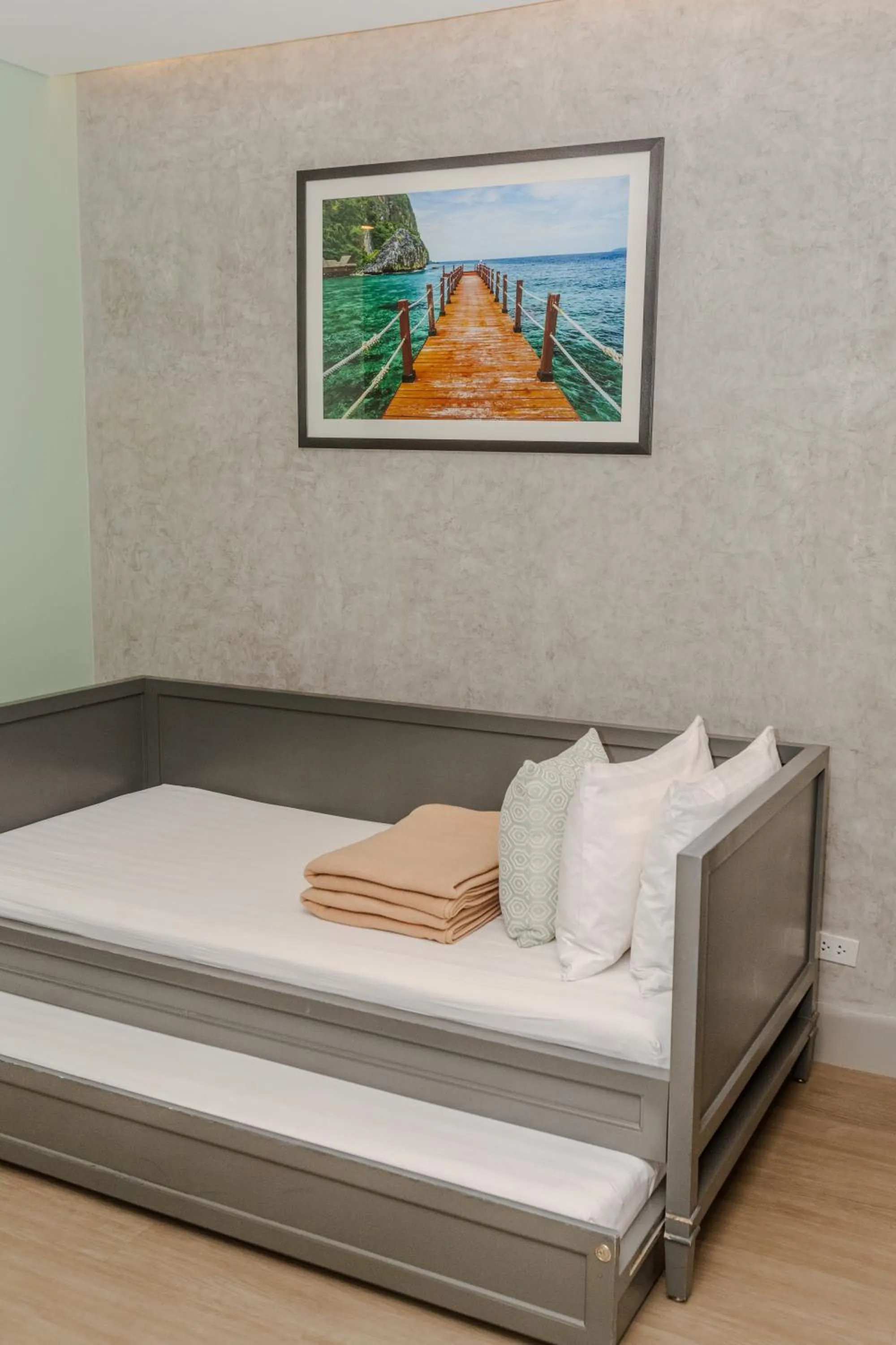 Bedroom, Bed in Primeway Suites Cebu