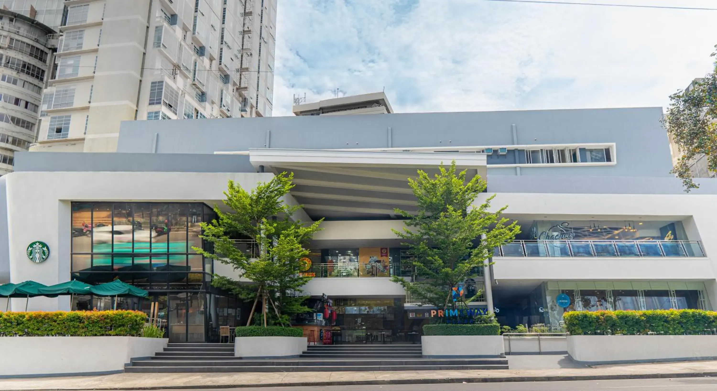Property building in Primeway Suites Cebu Property building in Primeway Suites Cebu