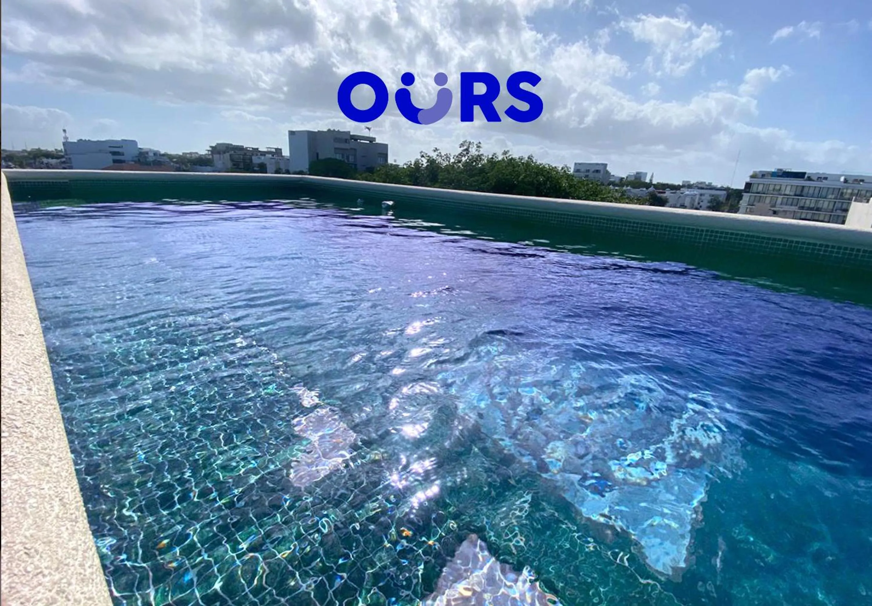 Swimming pool in Hotel Eleven