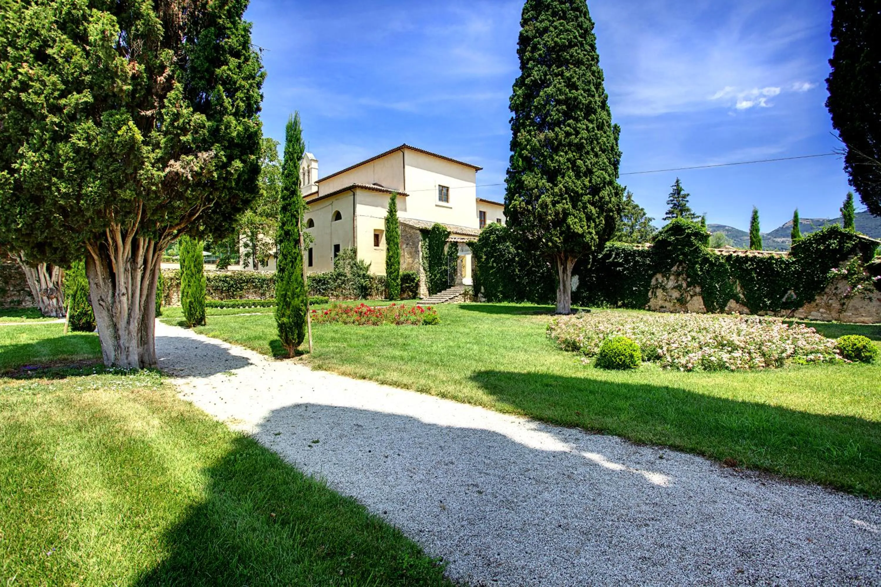 Spring in San Pietro Sopra Le Acque Resort & Spa