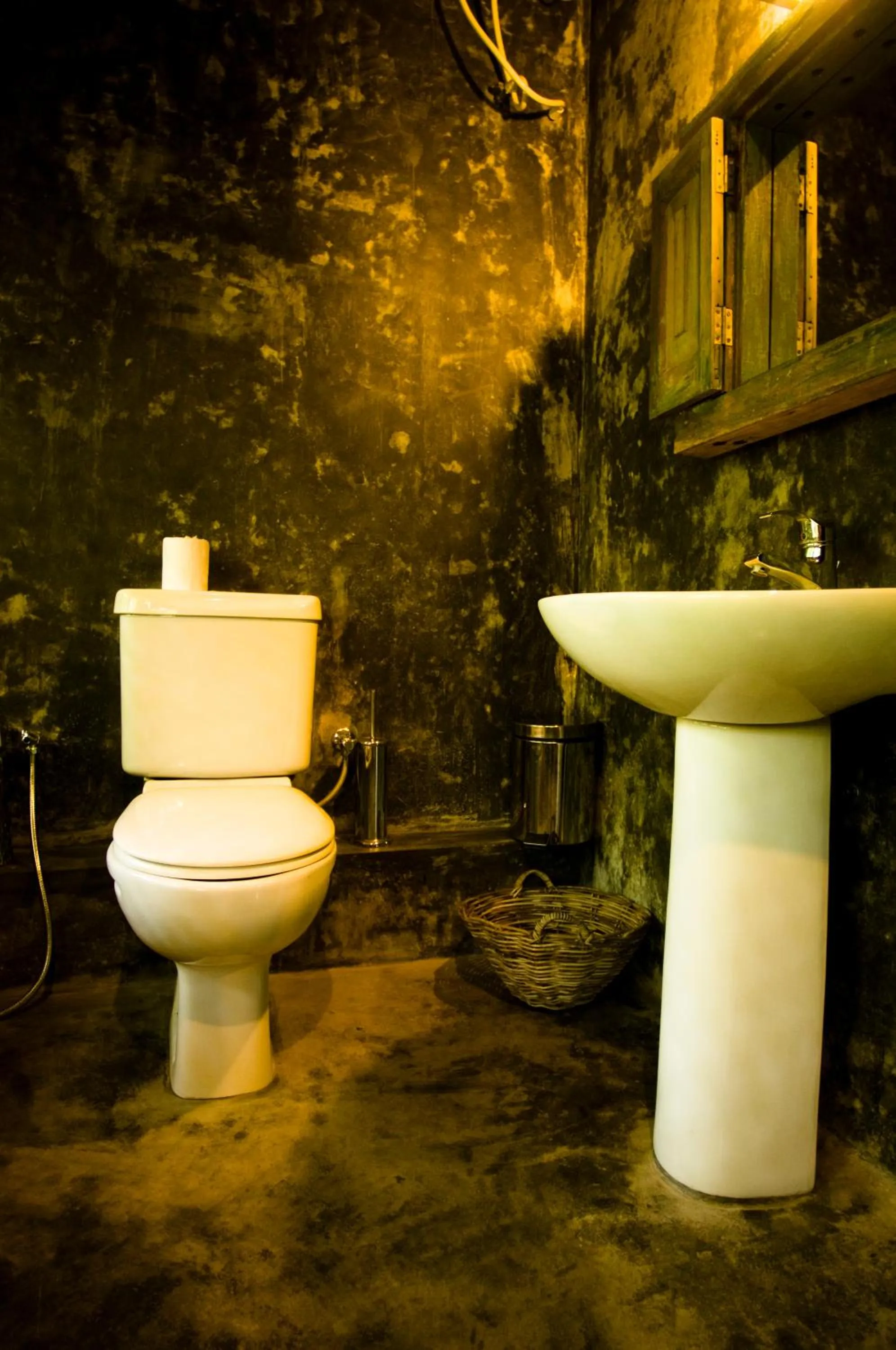 Toilet in Nisala Arana Boutique Hotel