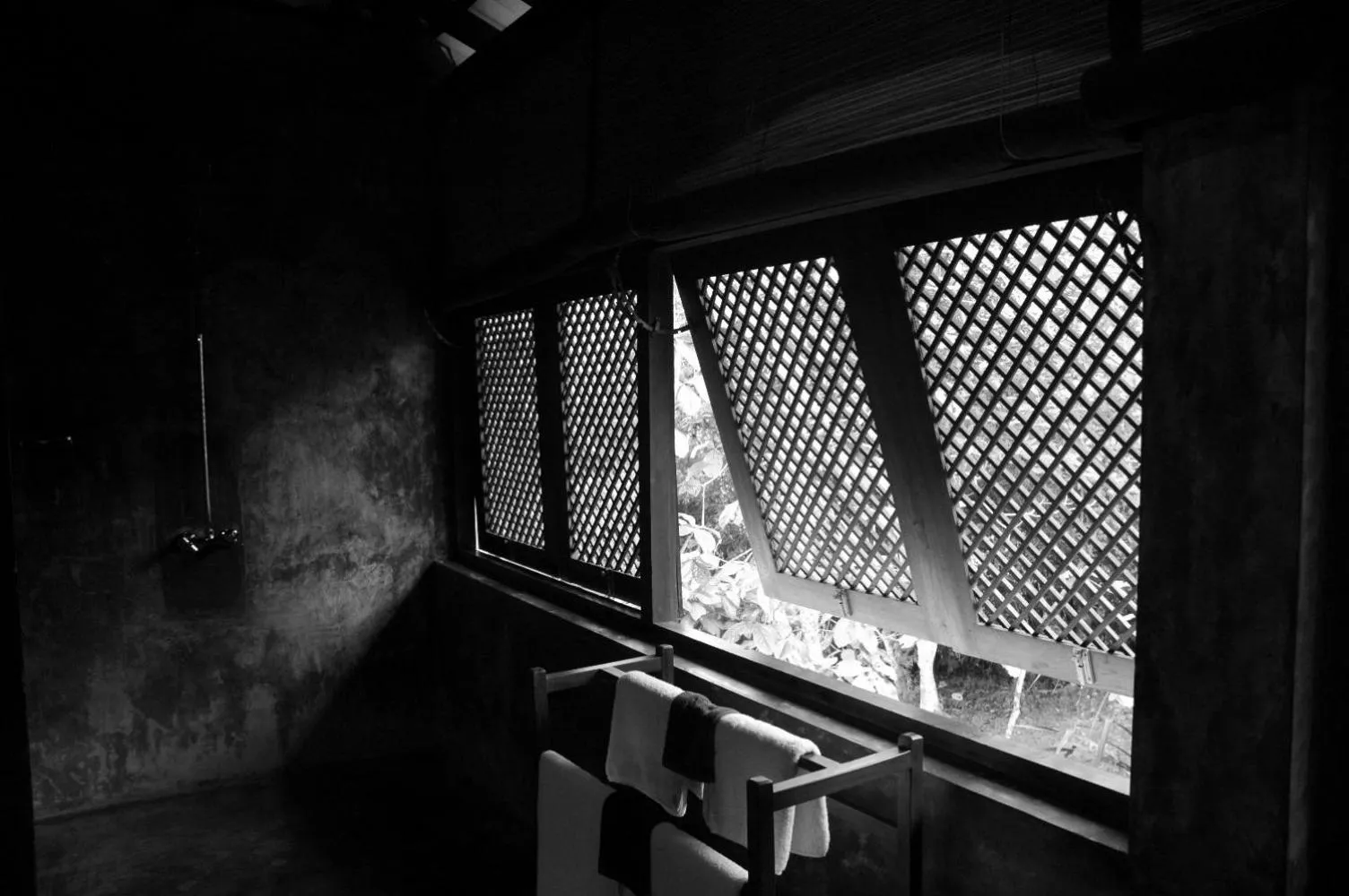 Shower in Nisala Arana Boutique Hotel