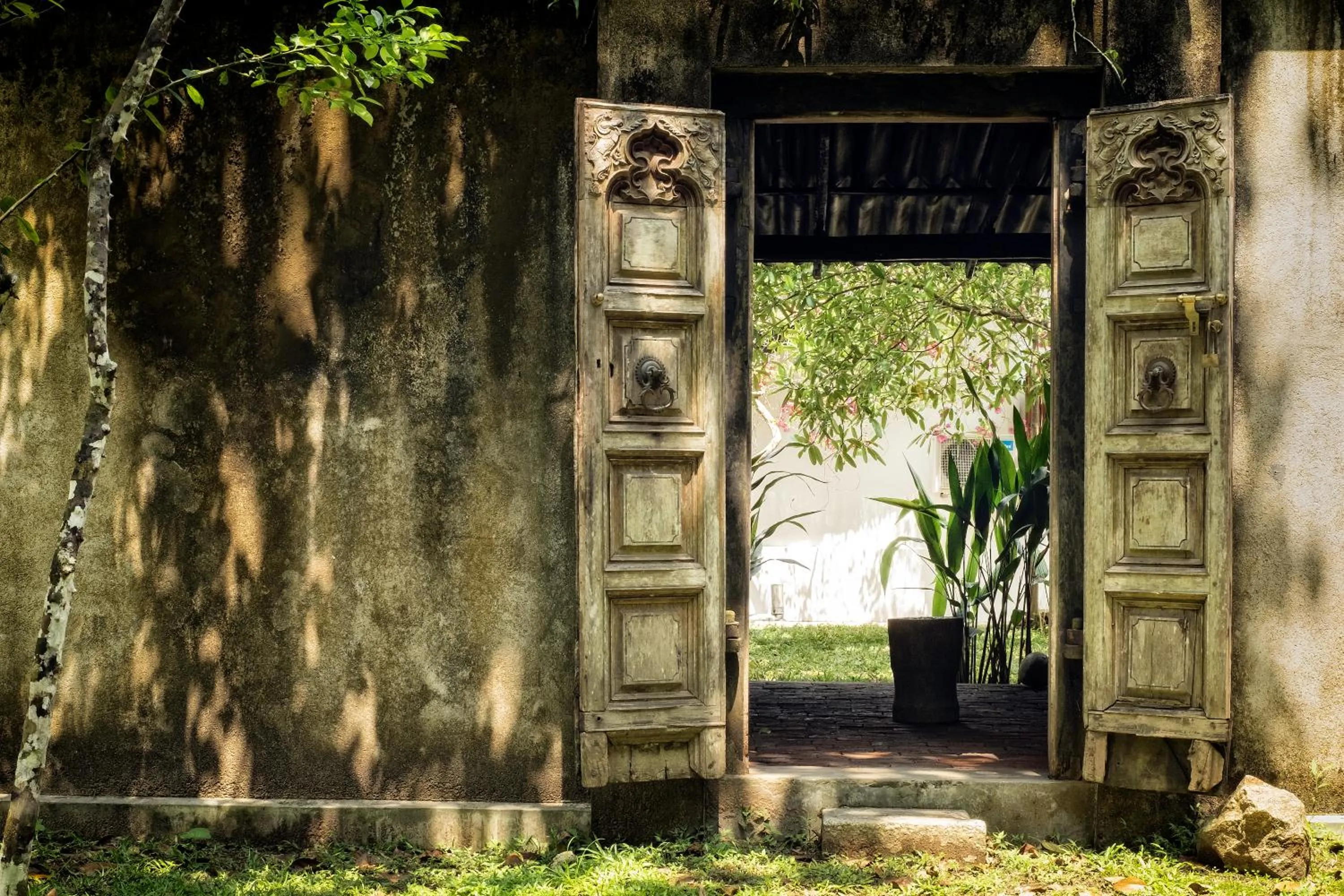 Garden in Nisala Arana Boutique Hotel